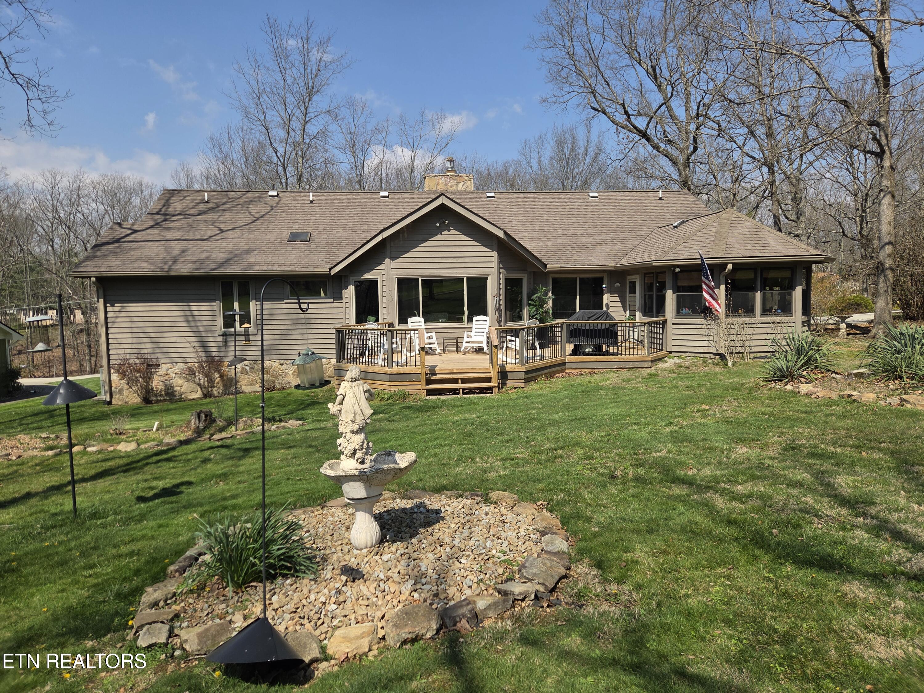 107 Wickham Lane Crossville TN 38558