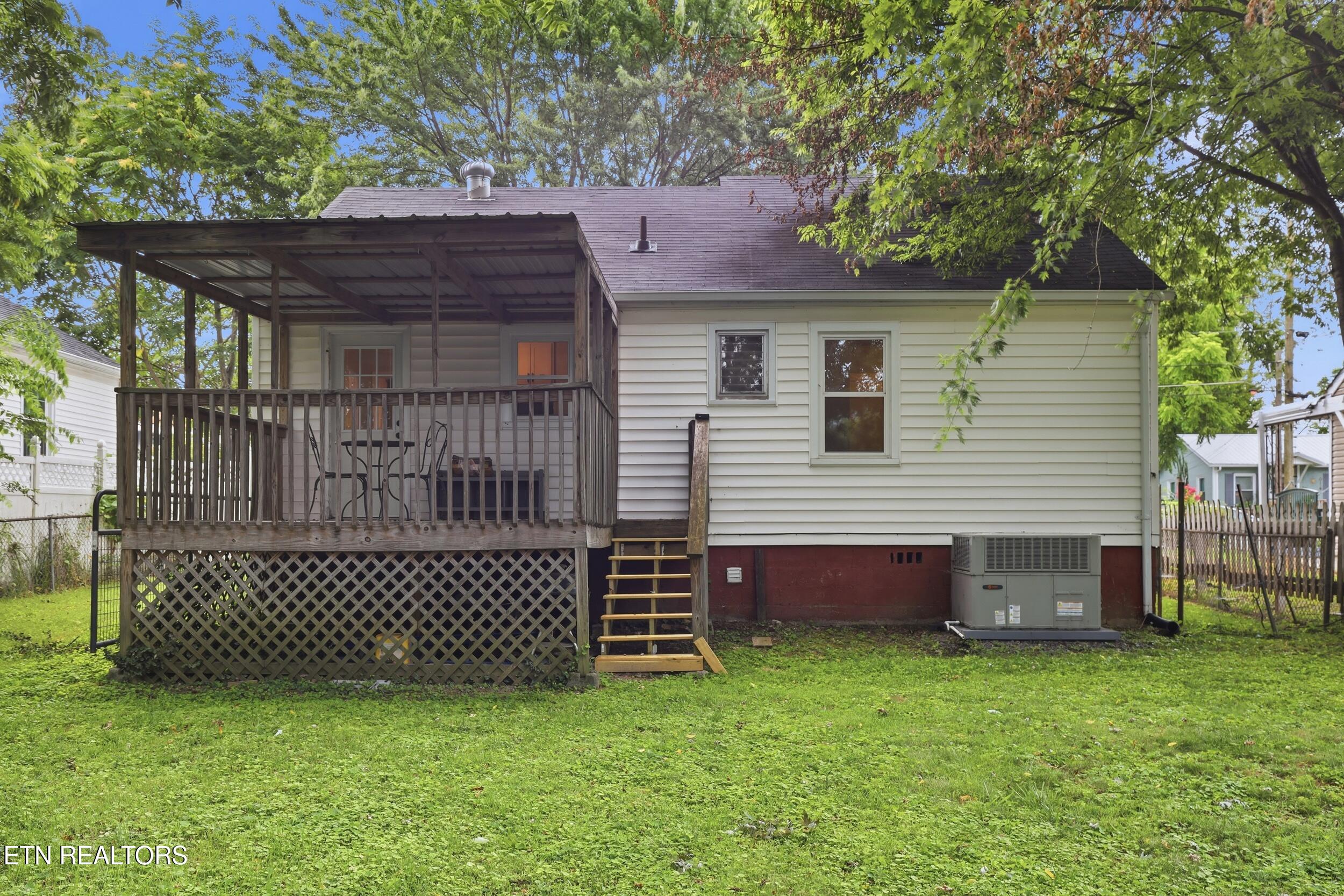2123 Belvoir Avenue Knoxville TN 37917