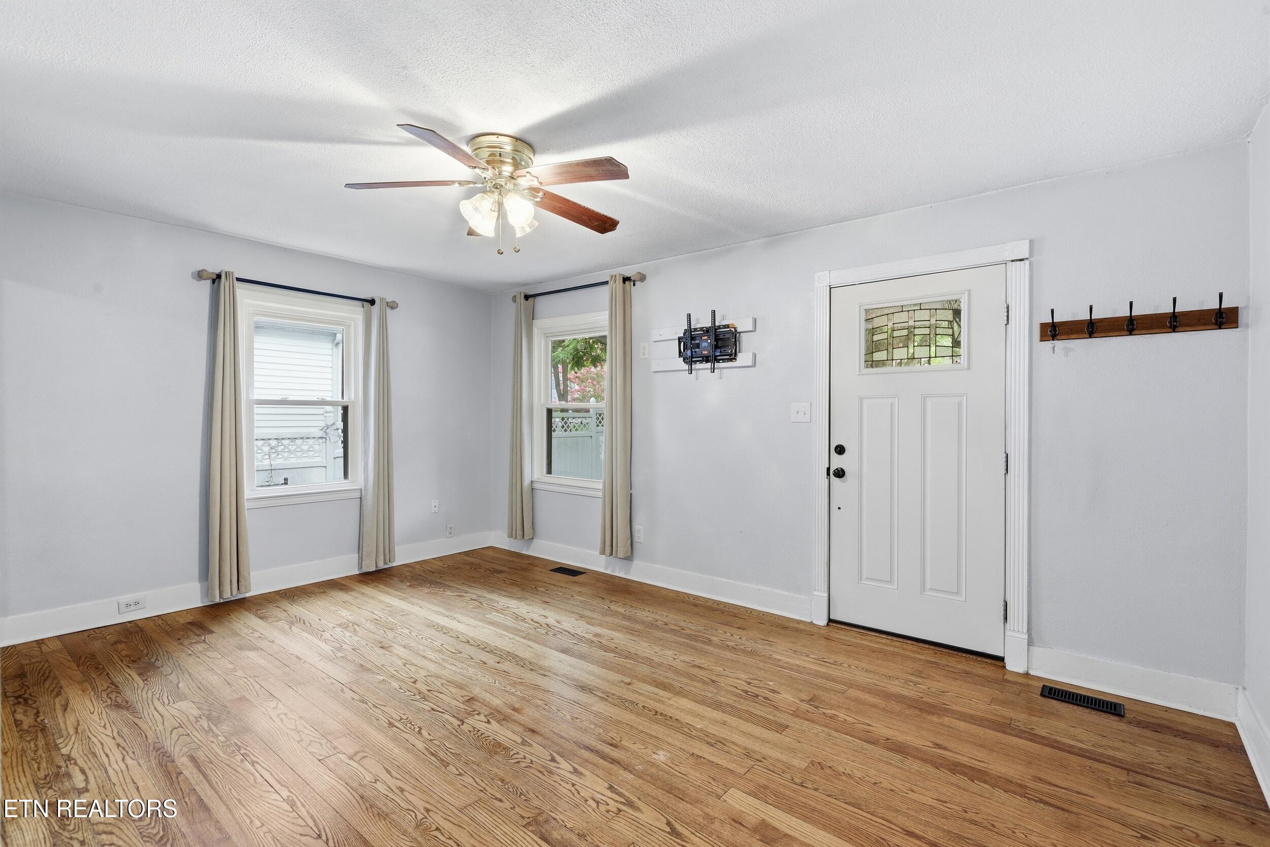 2123 Belvoir Avenue Knoxville TN 37917