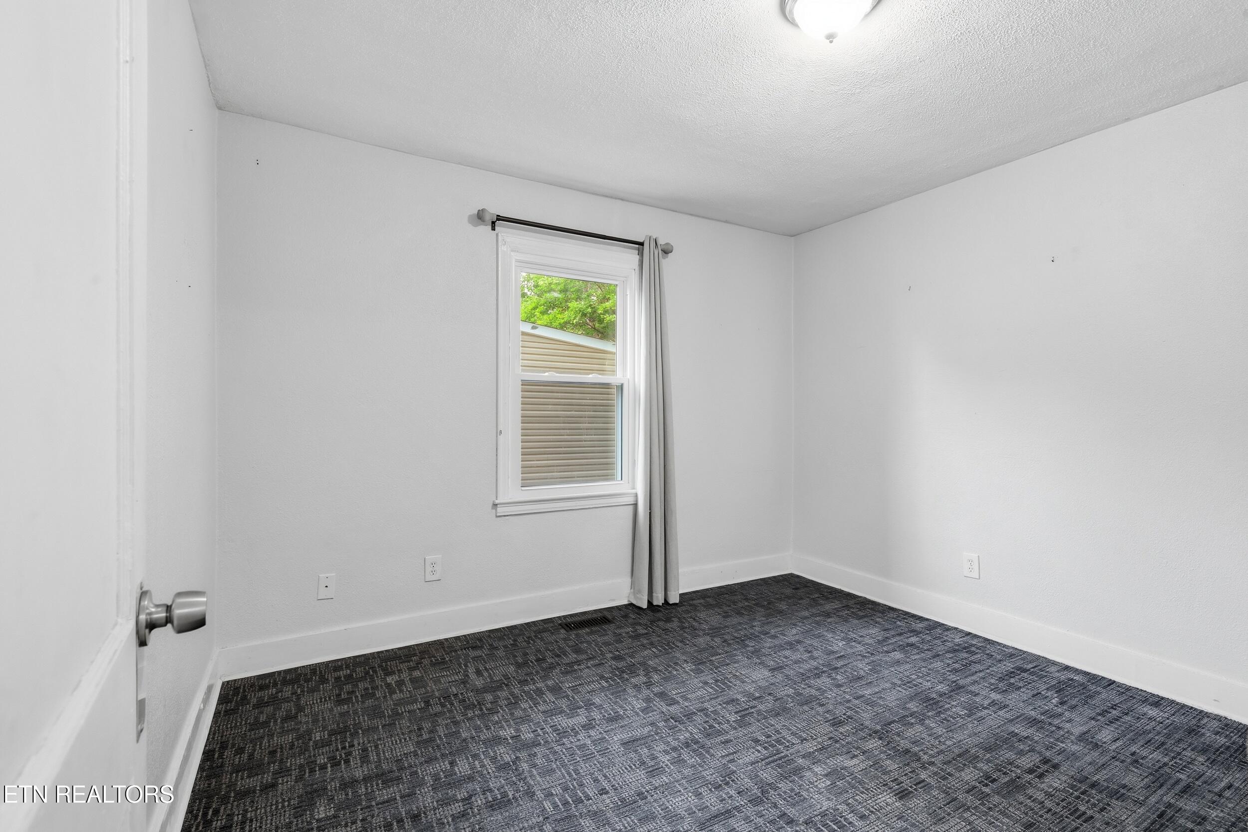 2123 Belvoir Avenue Knoxville TN 37917