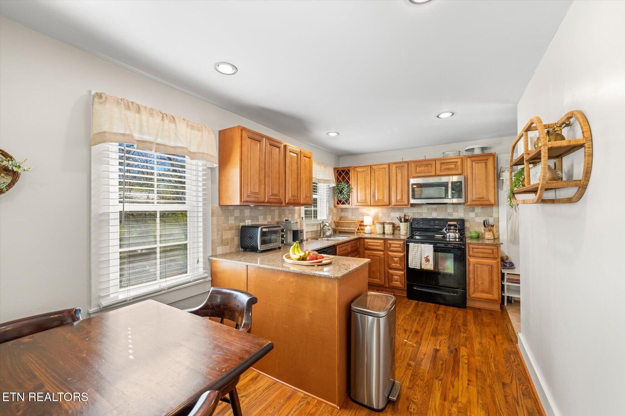 6010 Oak Road Knoxville TN 37912