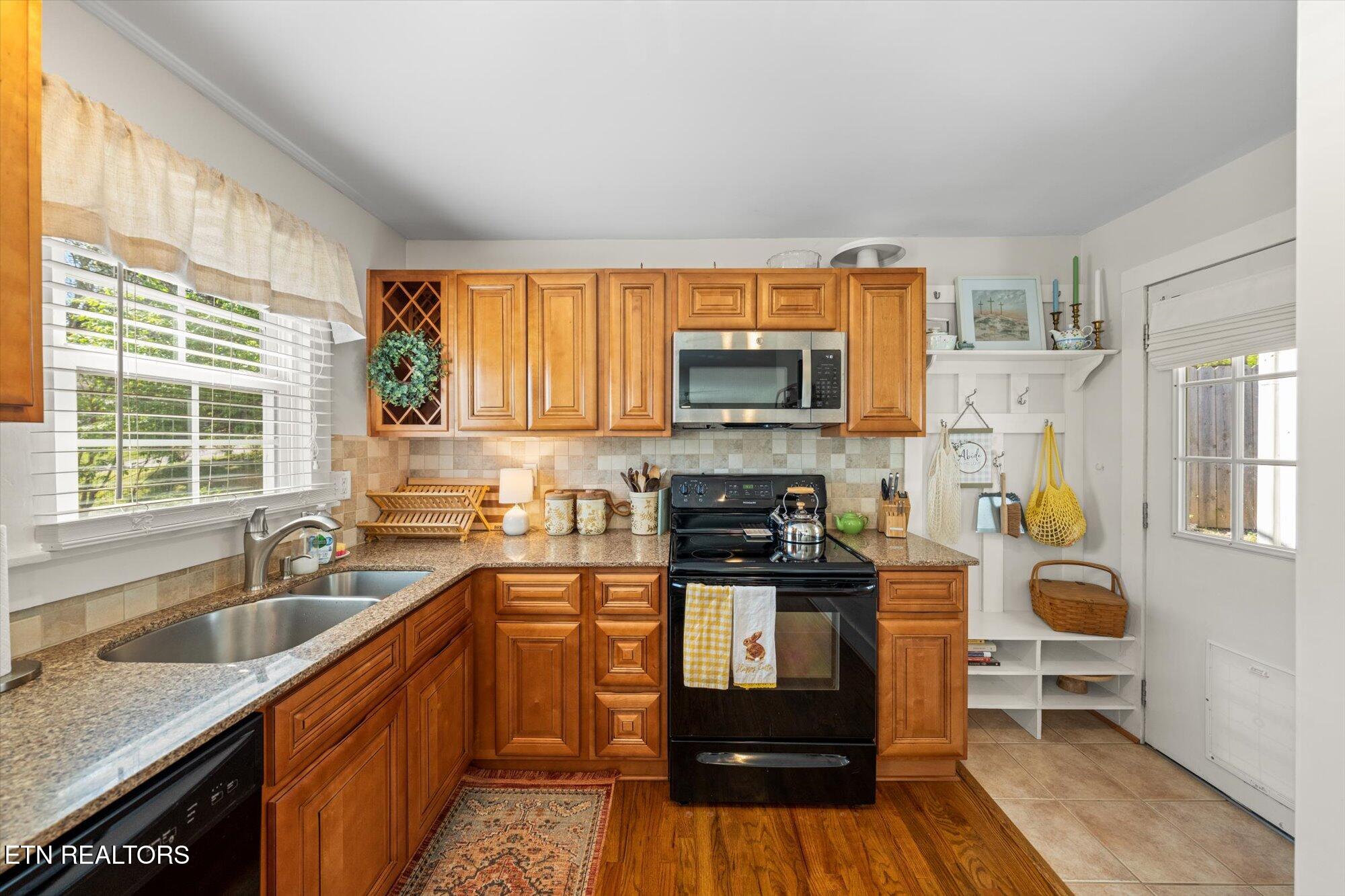 6010 Oak Road Knoxville TN 37912