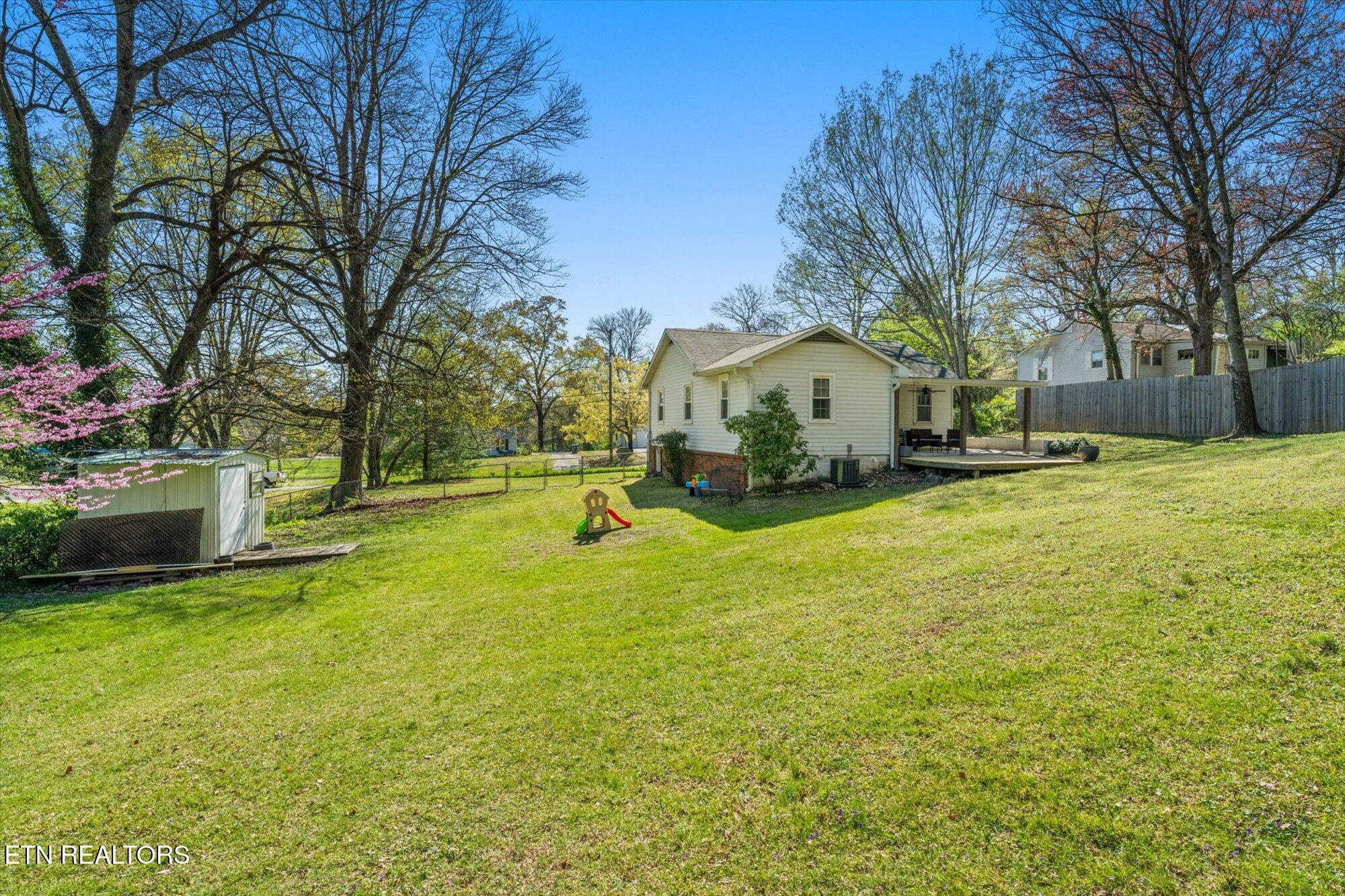 6010 Oak Road Knoxville TN 37912