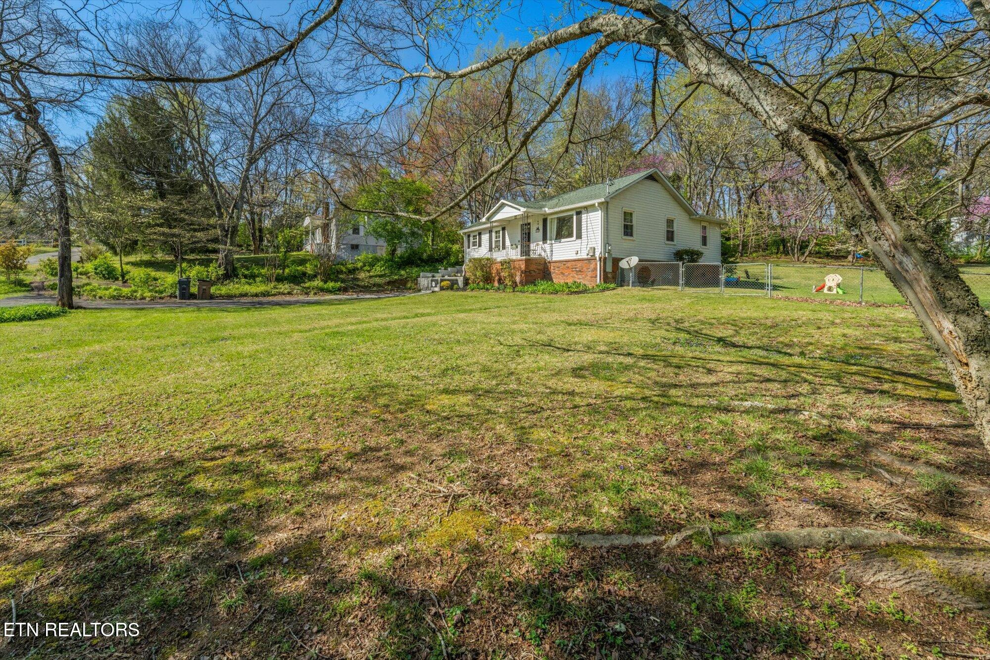 6010 Oak Road Knoxville TN 37912
