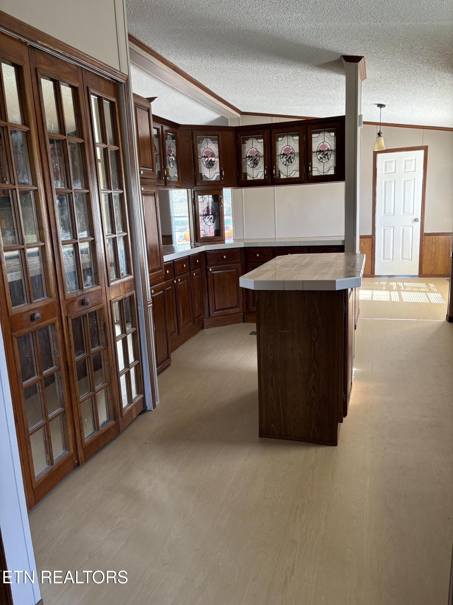 157 Russell Acres Speedwell TN 37870