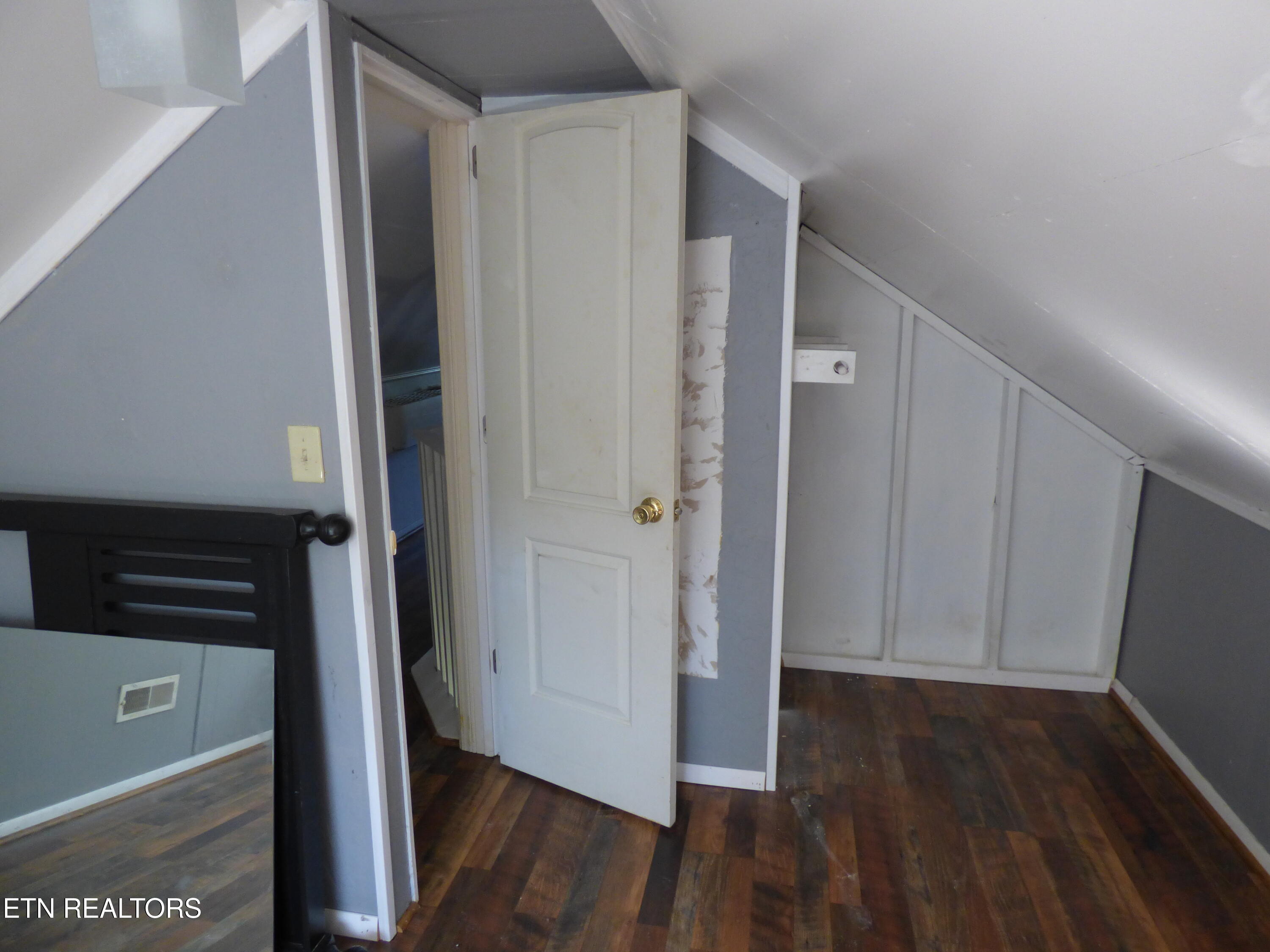 128 Harrison Avenue Crossville TN 38555