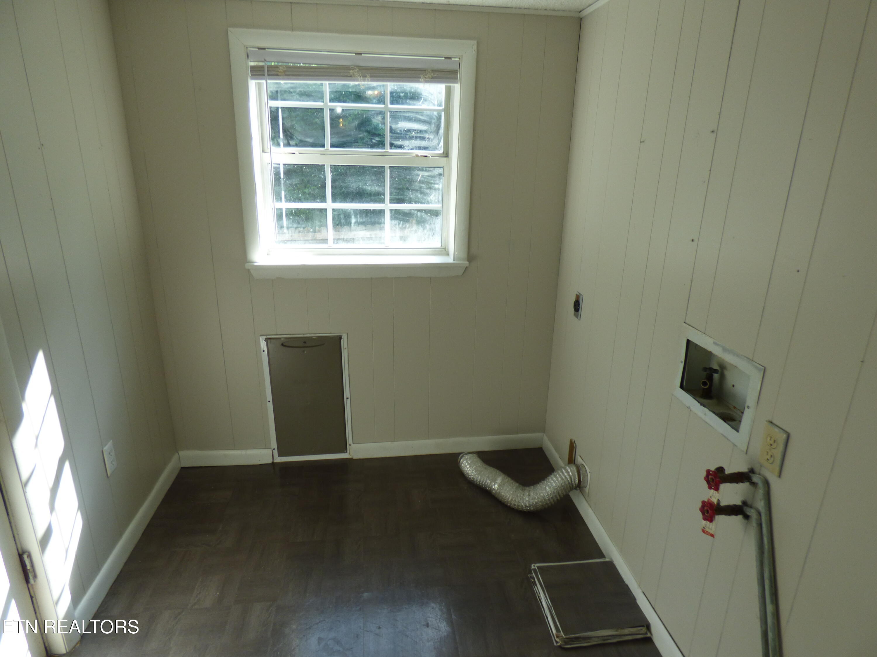 128 Harrison Avenue Crossville TN 38555