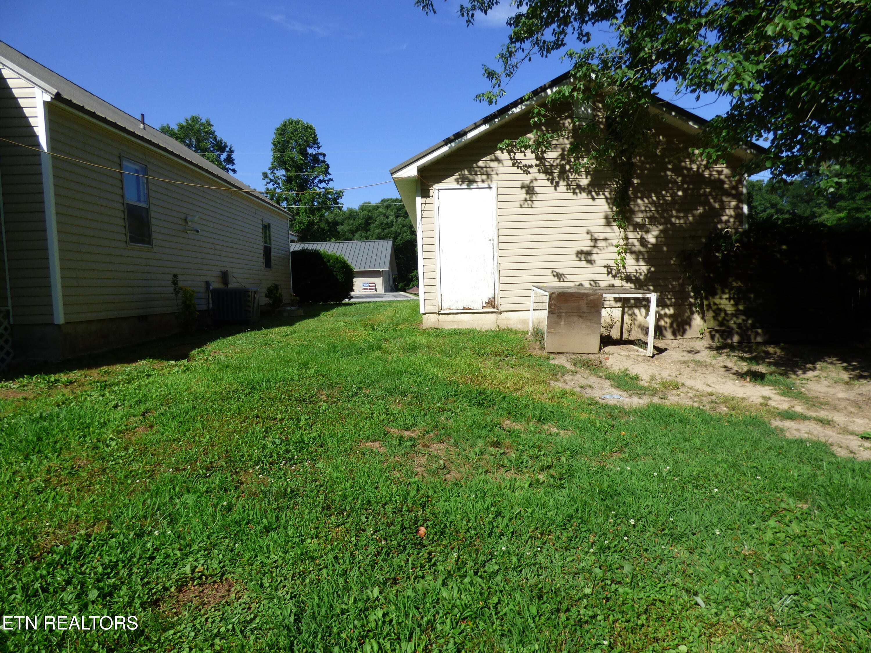 128 Harrison Avenue Crossville TN 38555