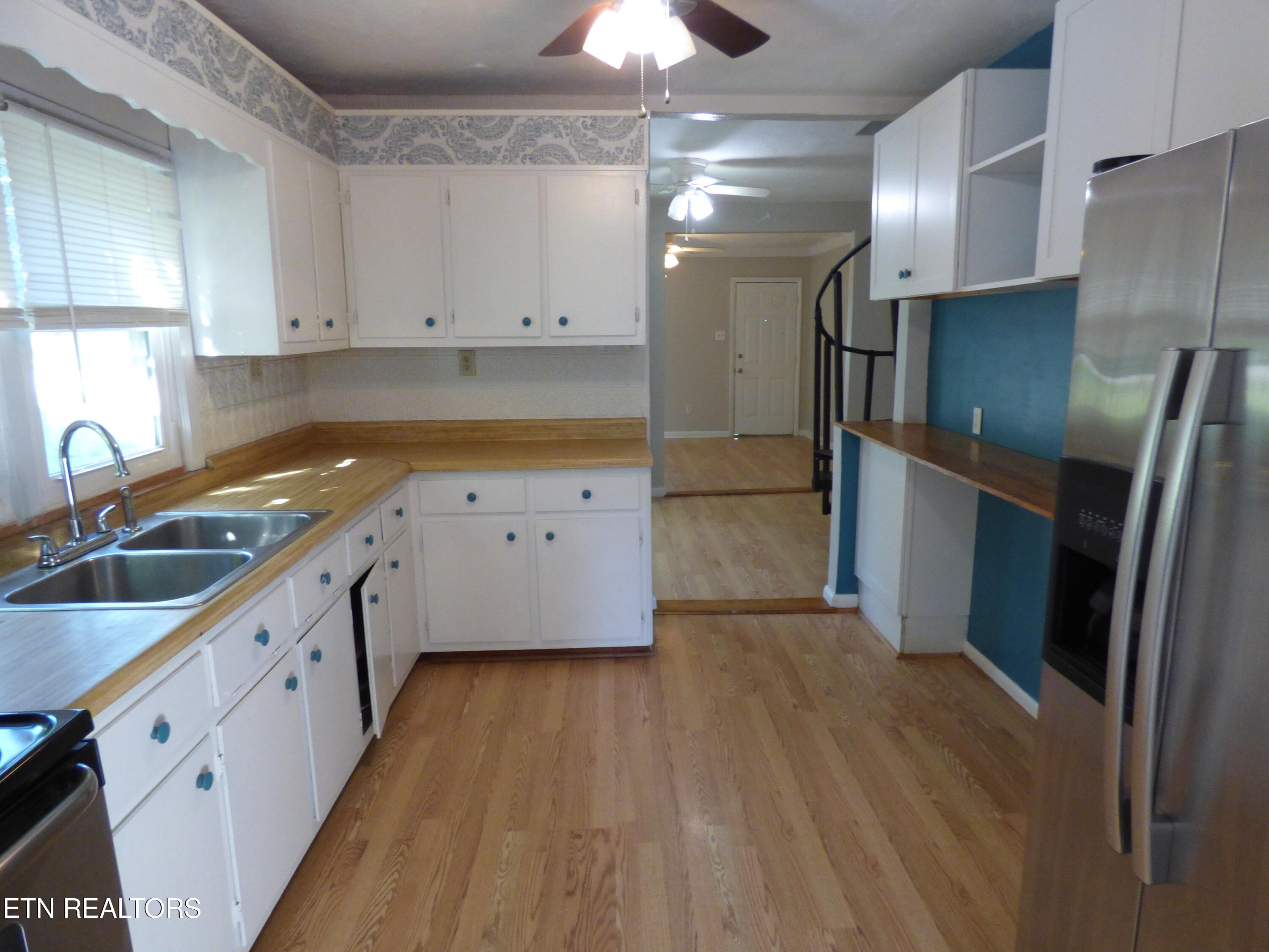 128 Harrison Avenue Crossville TN 38555
