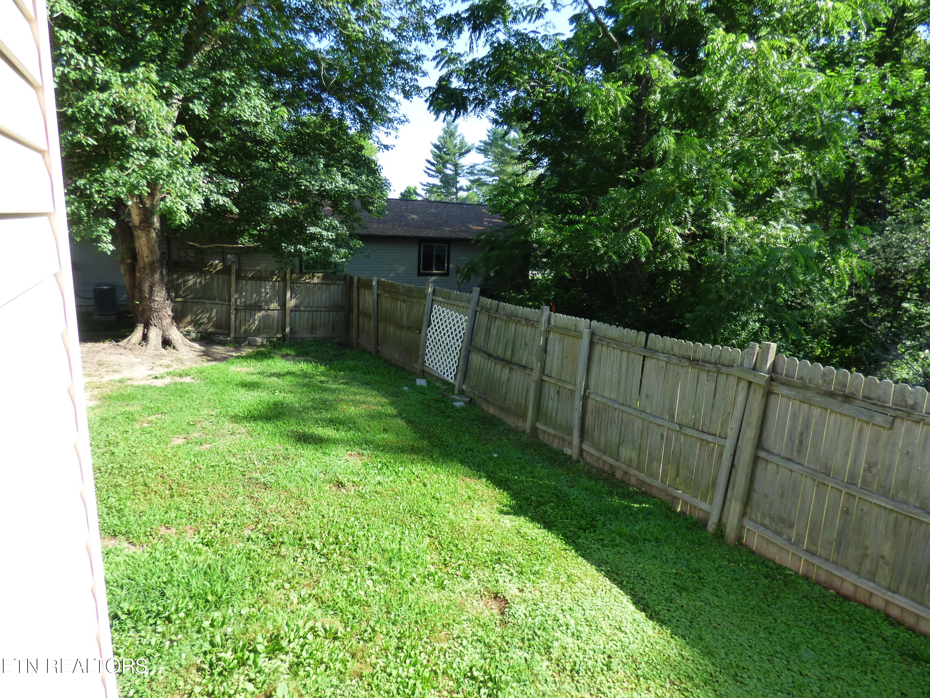 128 Harrison Avenue Crossville TN 38555