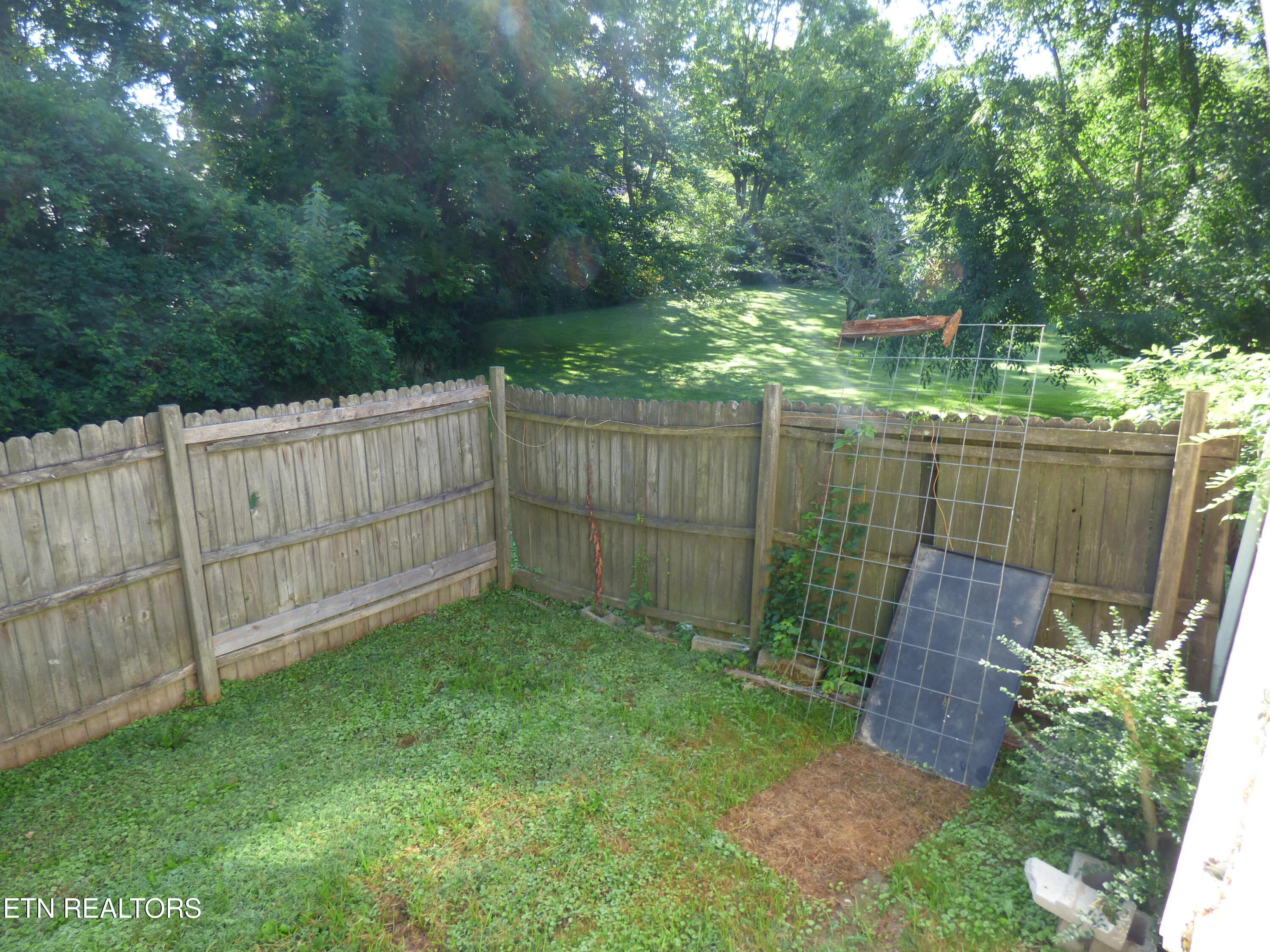128 Harrison Avenue Crossville TN 38555