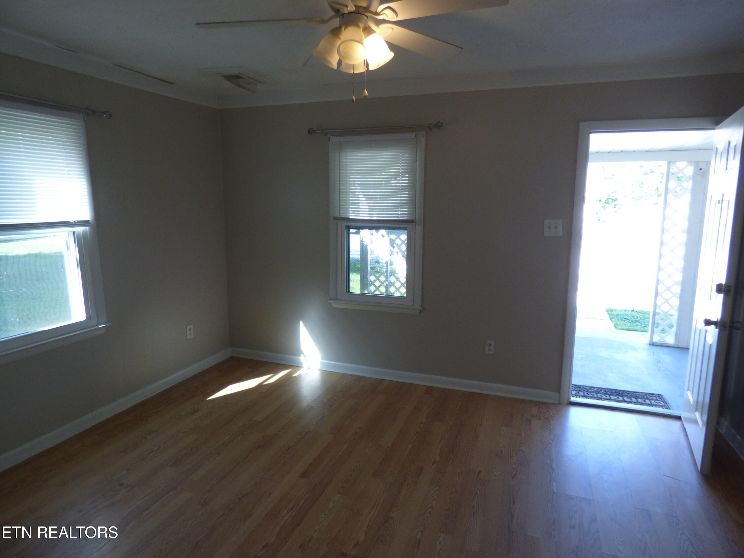 128 Harrison Avenue Crossville TN 38555