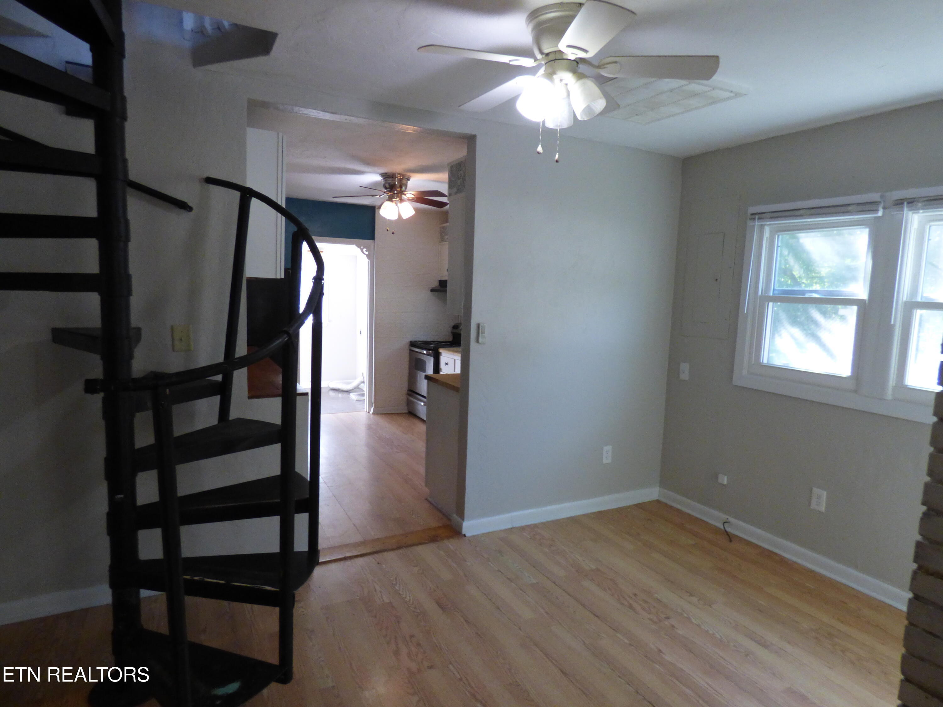 128 Harrison Avenue Crossville TN 38555