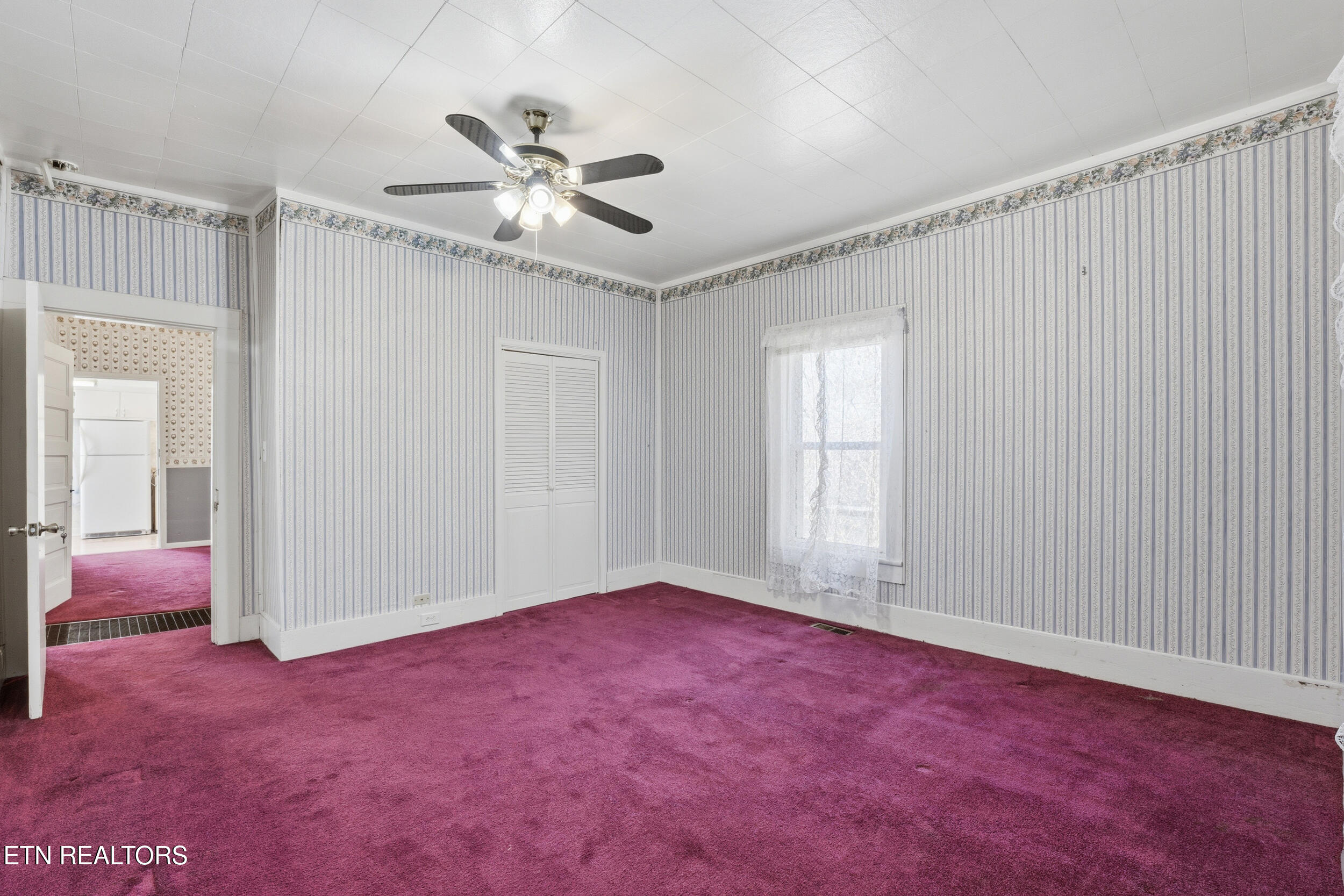 601 Kingston Street Lenoir City TN 37771