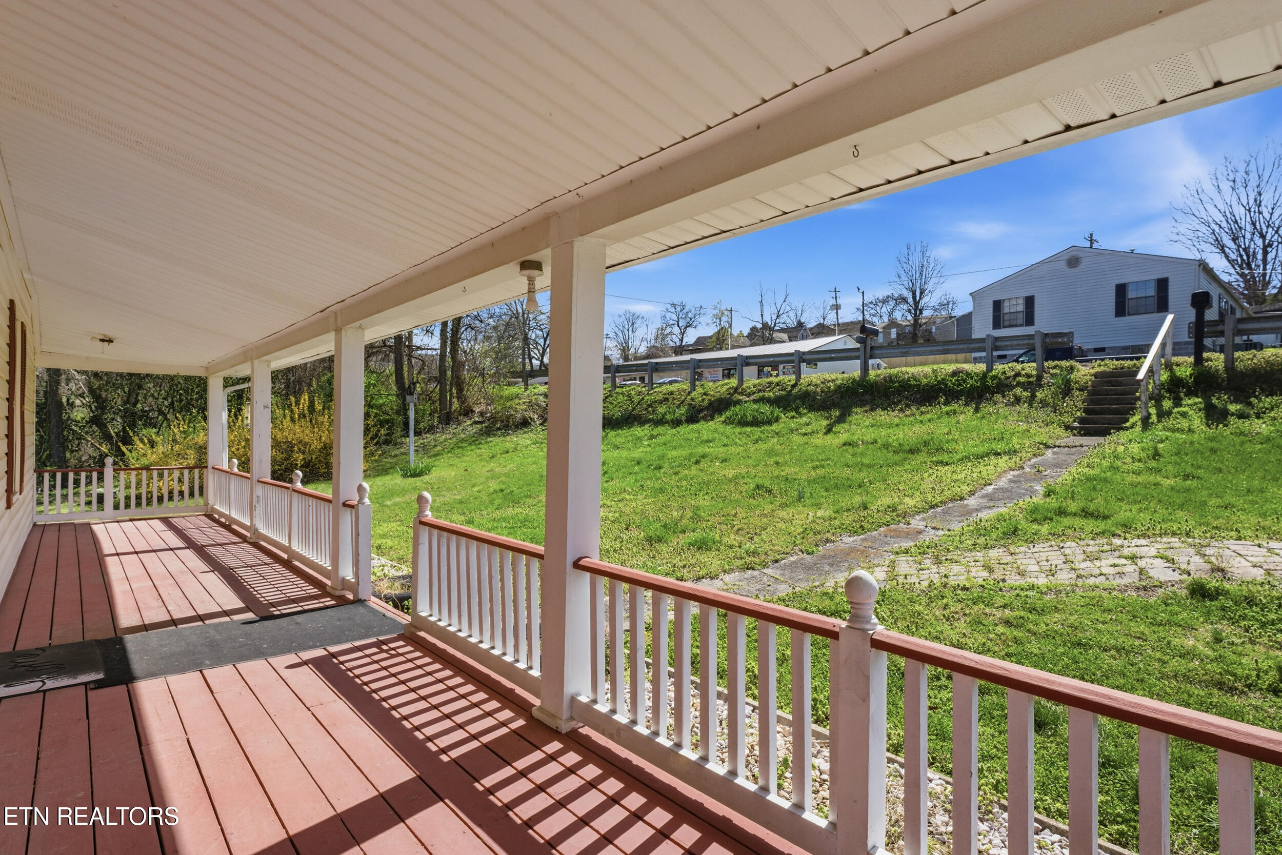 601 Kingston Street Lenoir City TN 37771