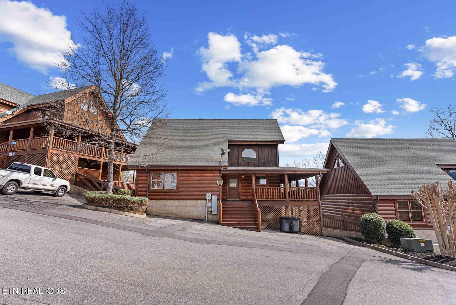 2006 Cougar Crossing Way Sevierville TN 37876