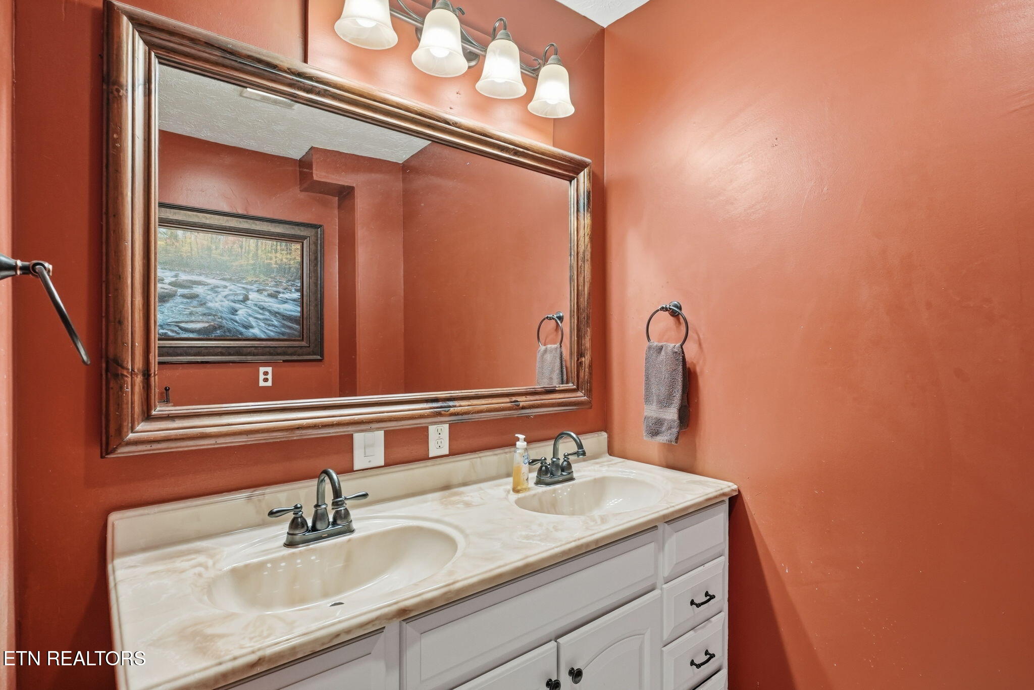 2202 Applewood Road Sevierville TN 37862