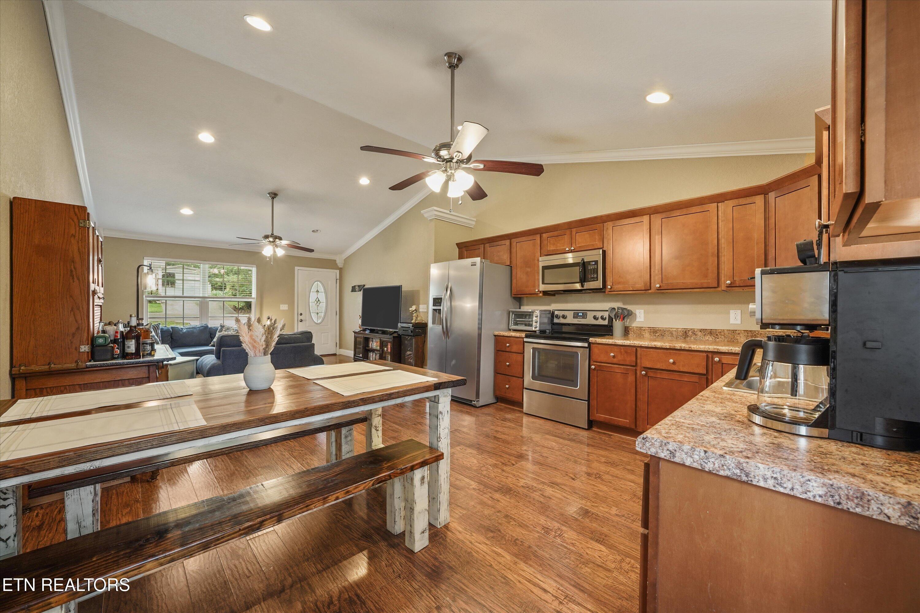 608 W 3rd Avenue Lenoir City TN 37771