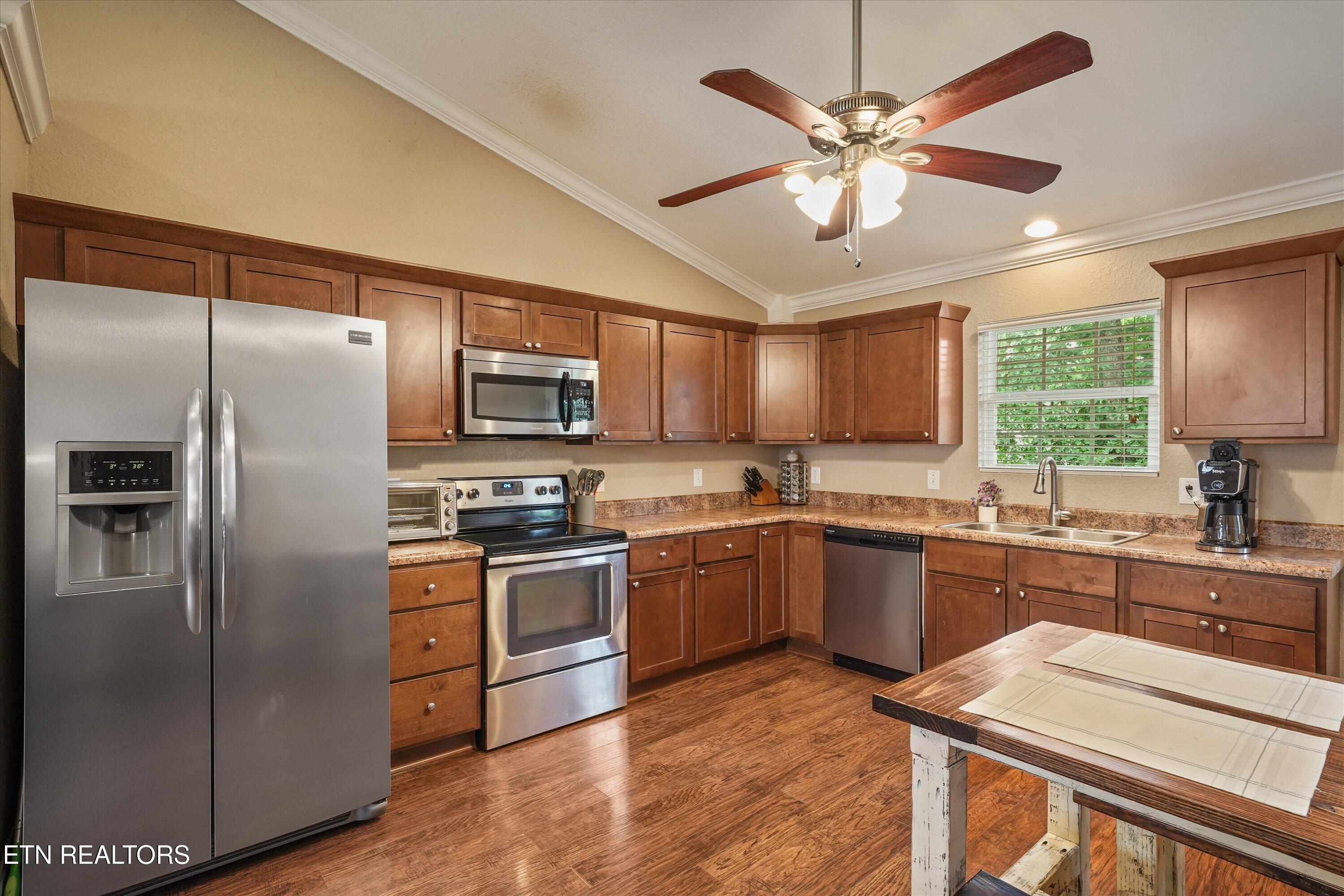 608 W 3rd Avenue Lenoir City TN 37771