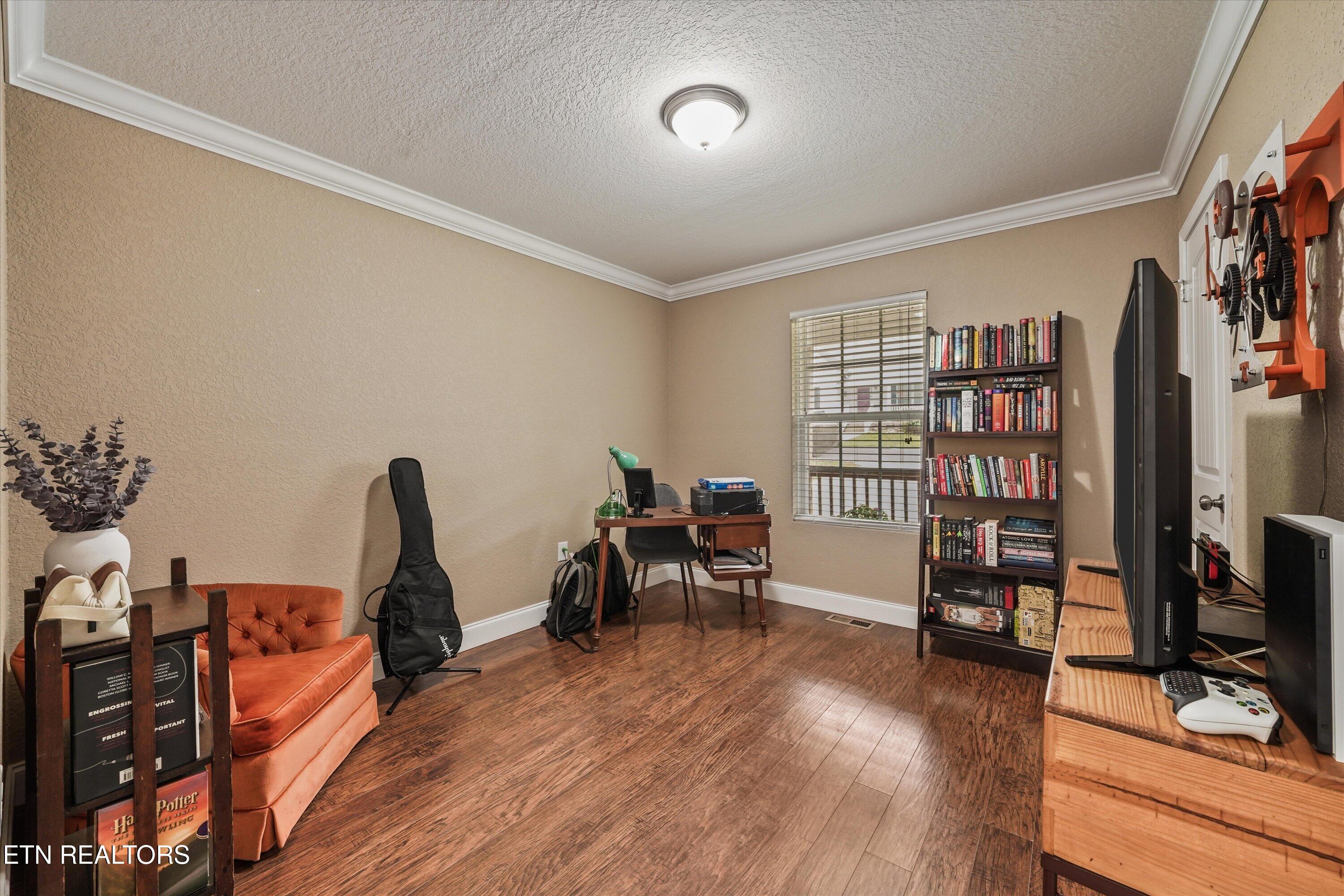 608 W 3rd Avenue Lenoir City TN 37771