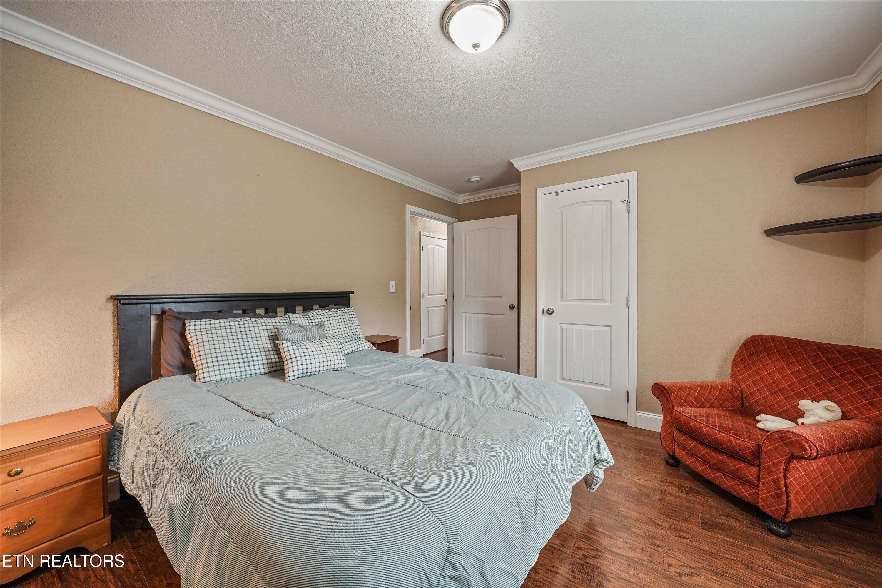 608 W 3rd Avenue Lenoir City TN 37771
