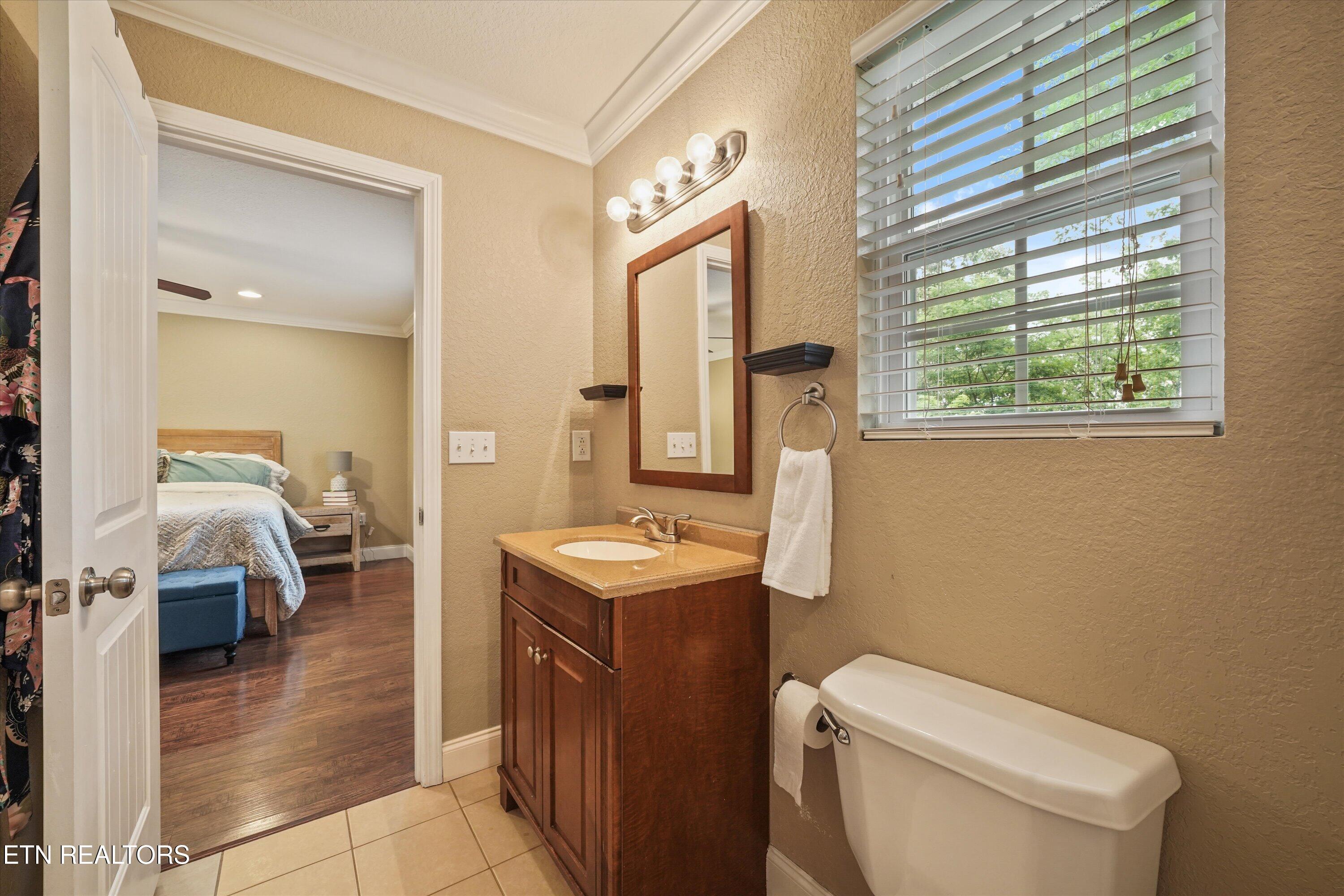 608 W 3rd Avenue Lenoir City TN 37771