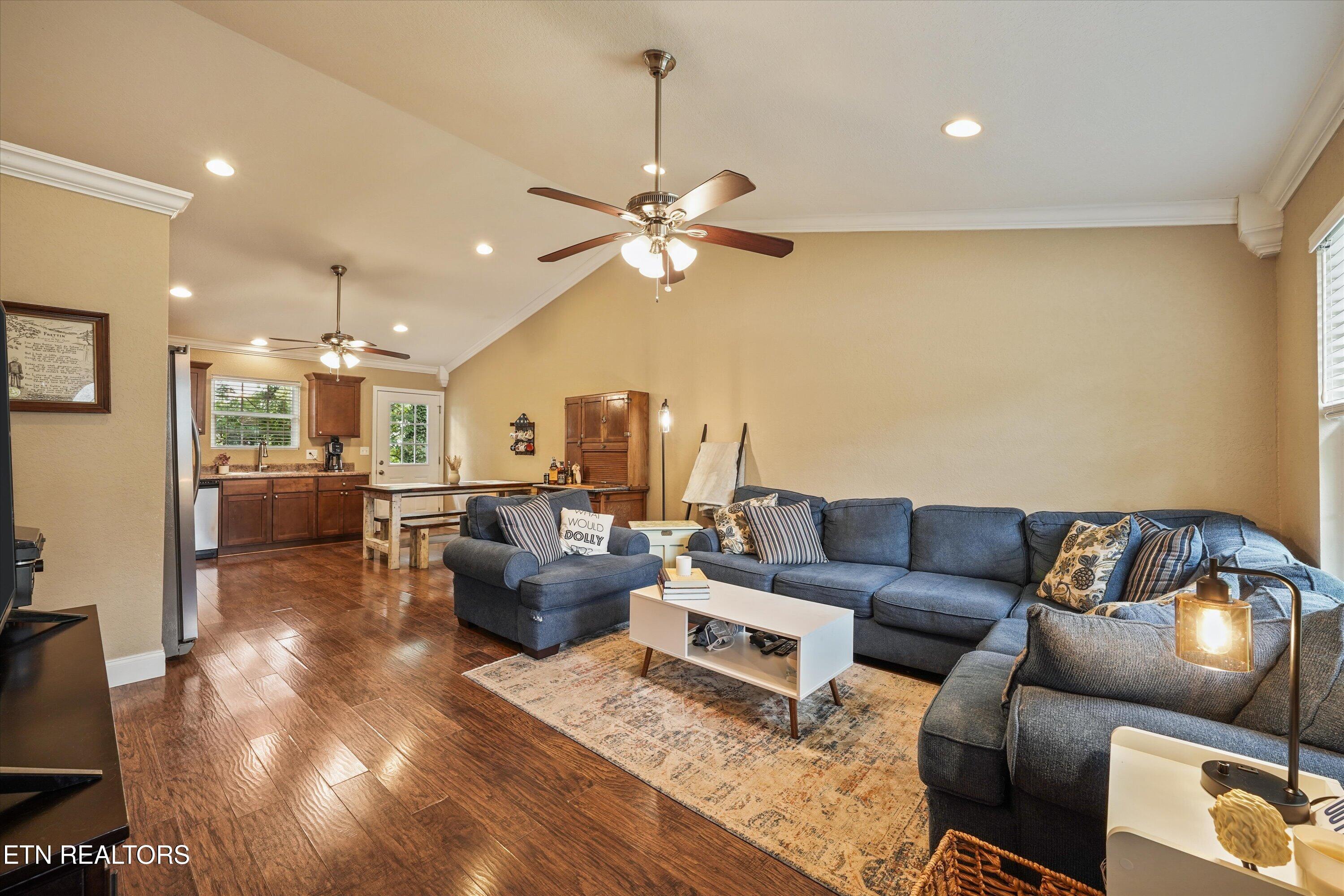 608 W 3rd Avenue Lenoir City TN 37771