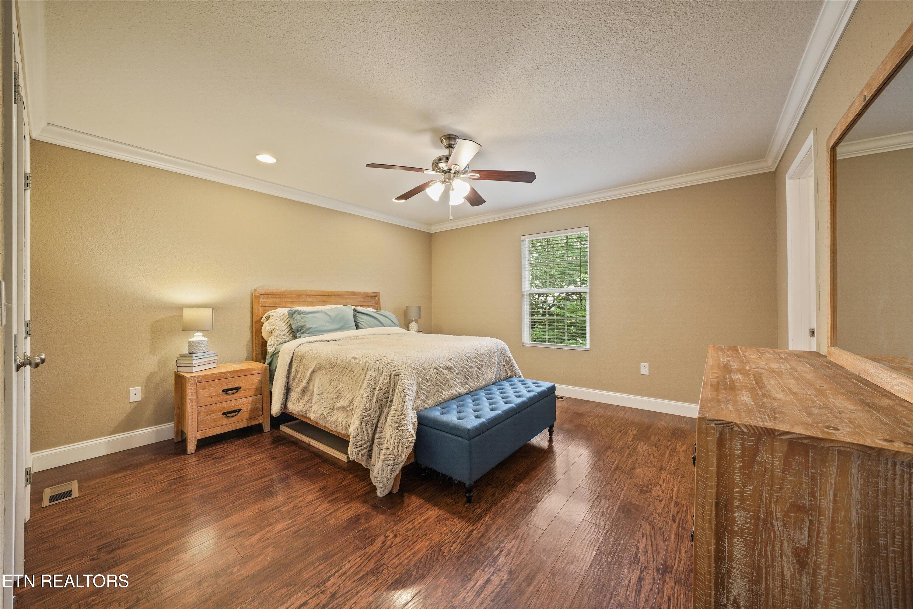 608 W 3rd Avenue Lenoir City TN 37771