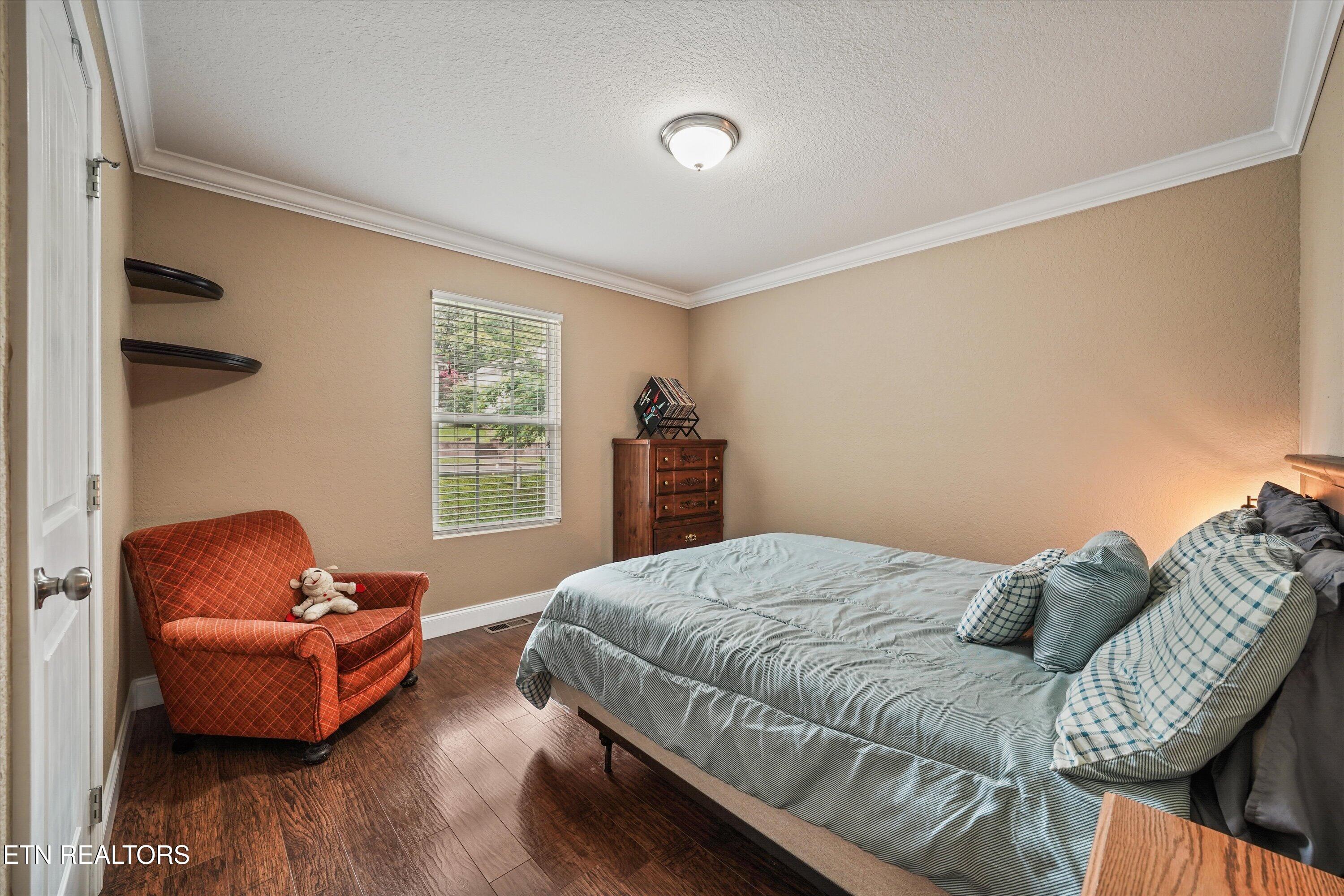 608 W 3rd Avenue Lenoir City TN 37771