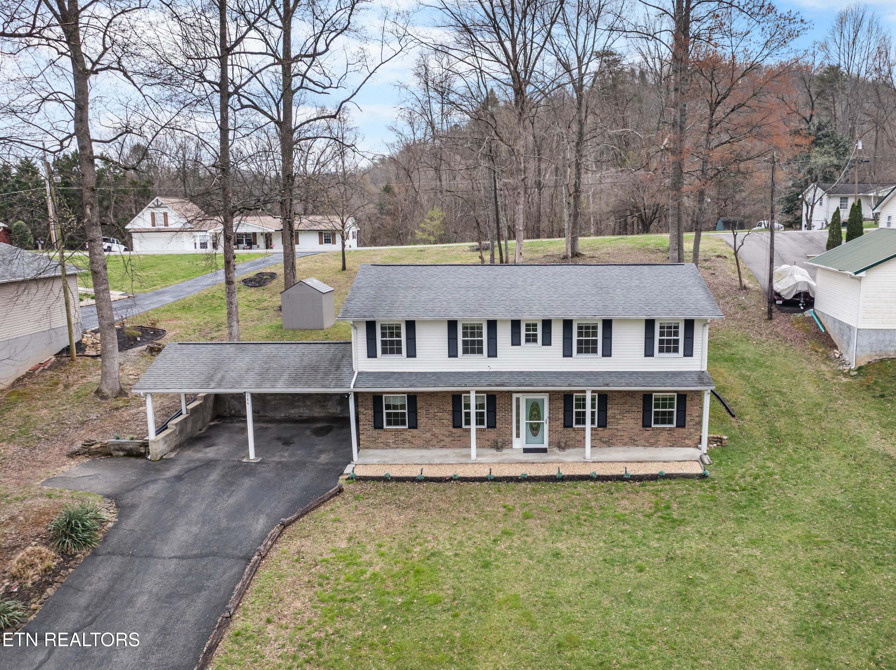 186 Broyles Drive Caryville TN 37714