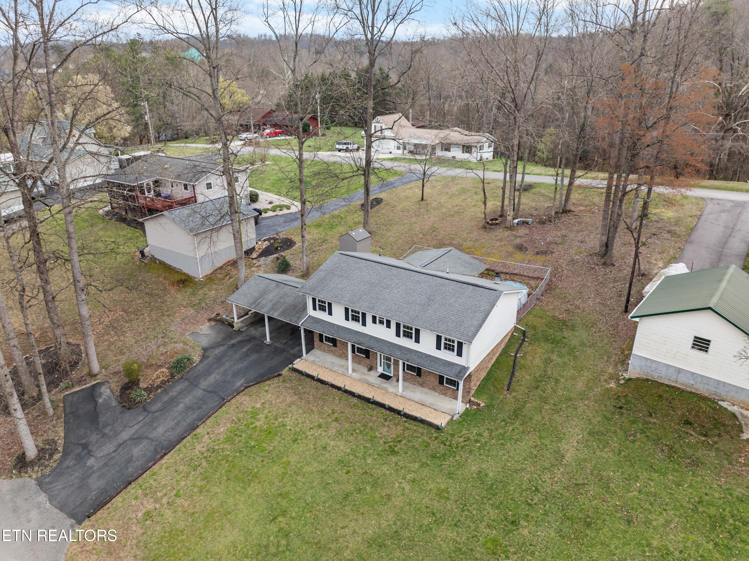 186 Broyles Drive Caryville TN 37714