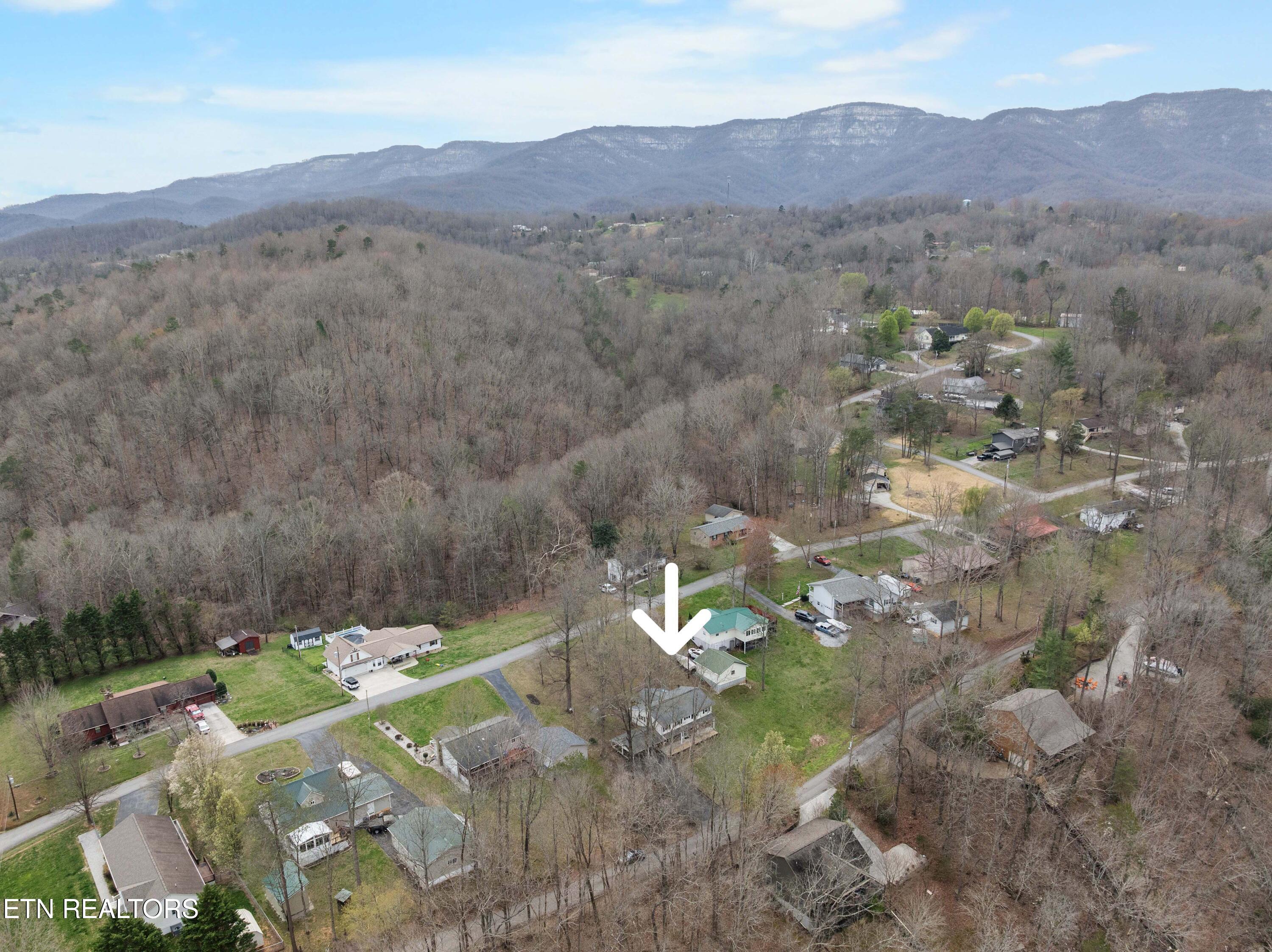 186 Broyles Drive Caryville TN 37714