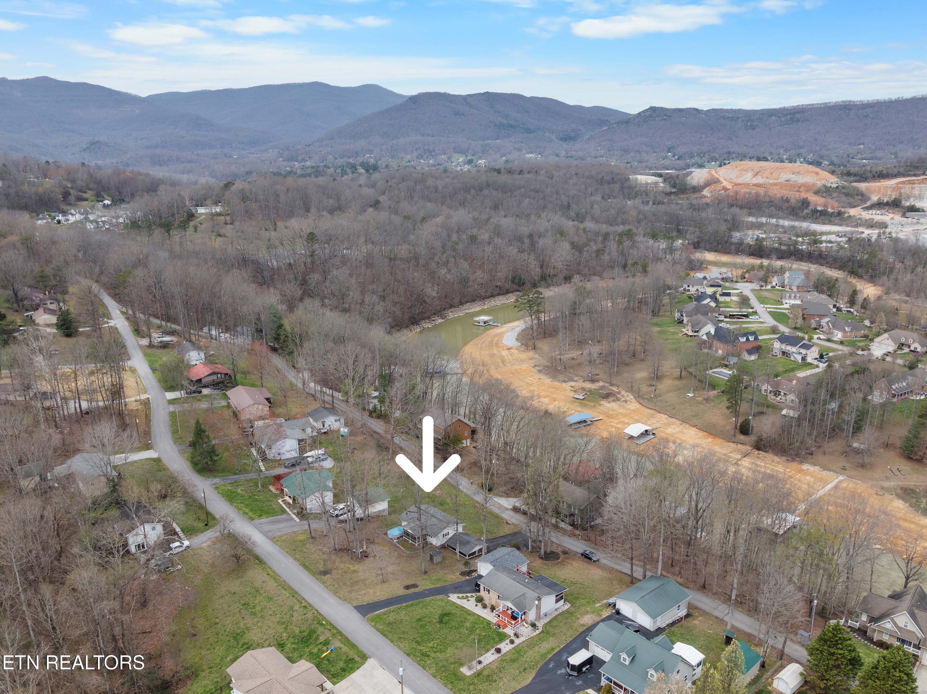 186 Broyles Drive Caryville TN 37714
