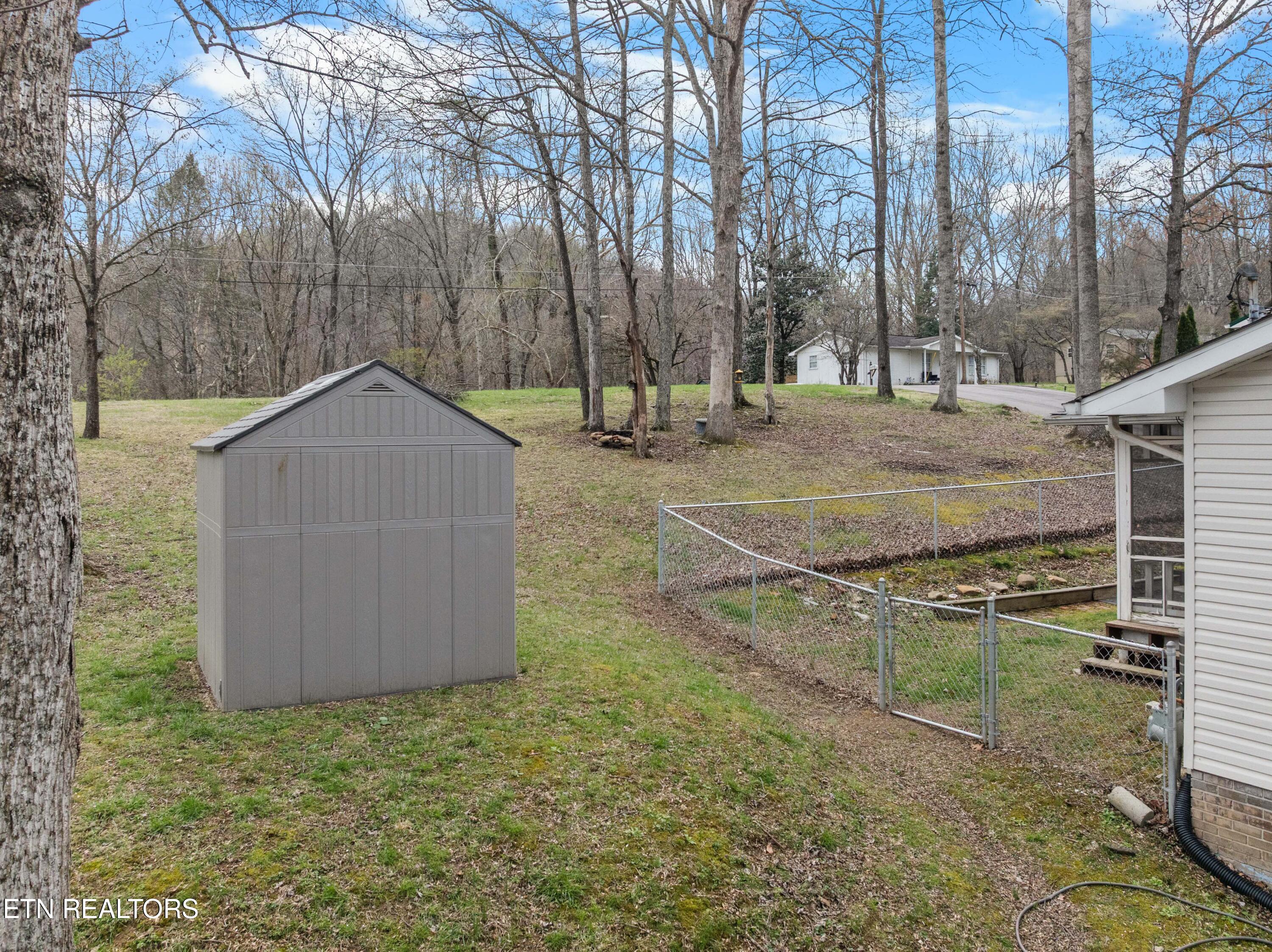 186 Broyles Drive Caryville TN 37714