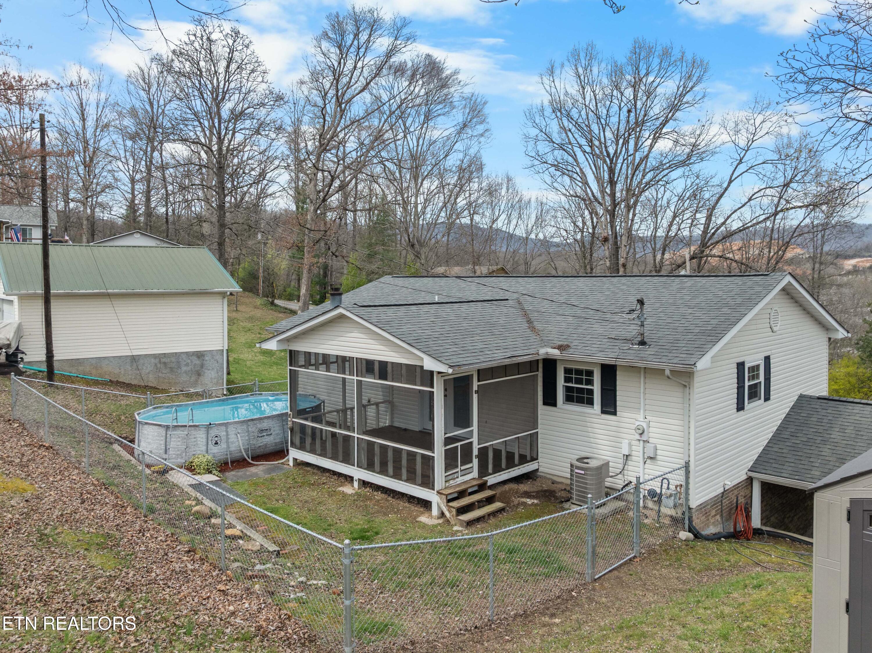 186 Broyles Drive Caryville TN 37714