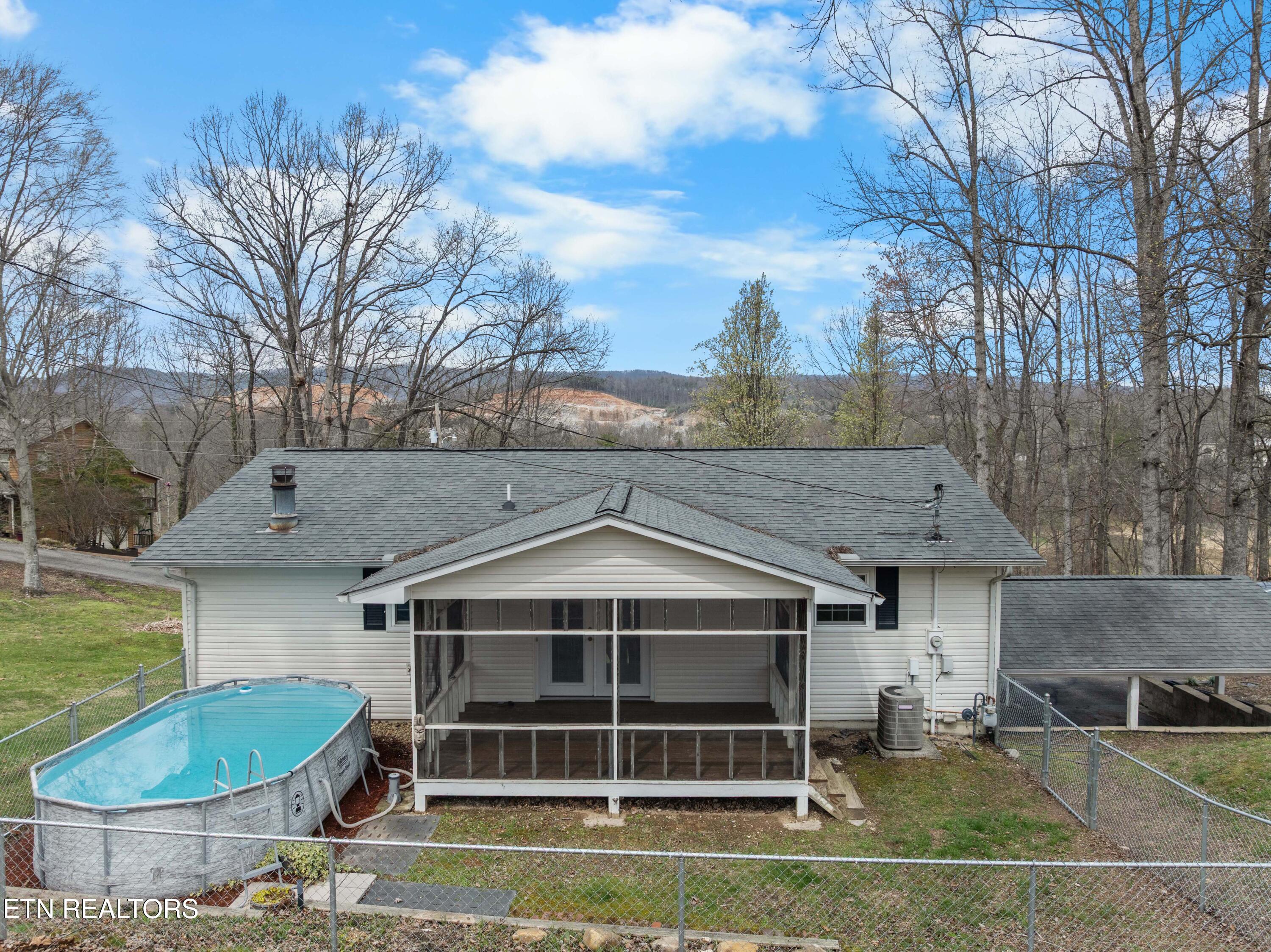 186 Broyles Drive Caryville TN 37714