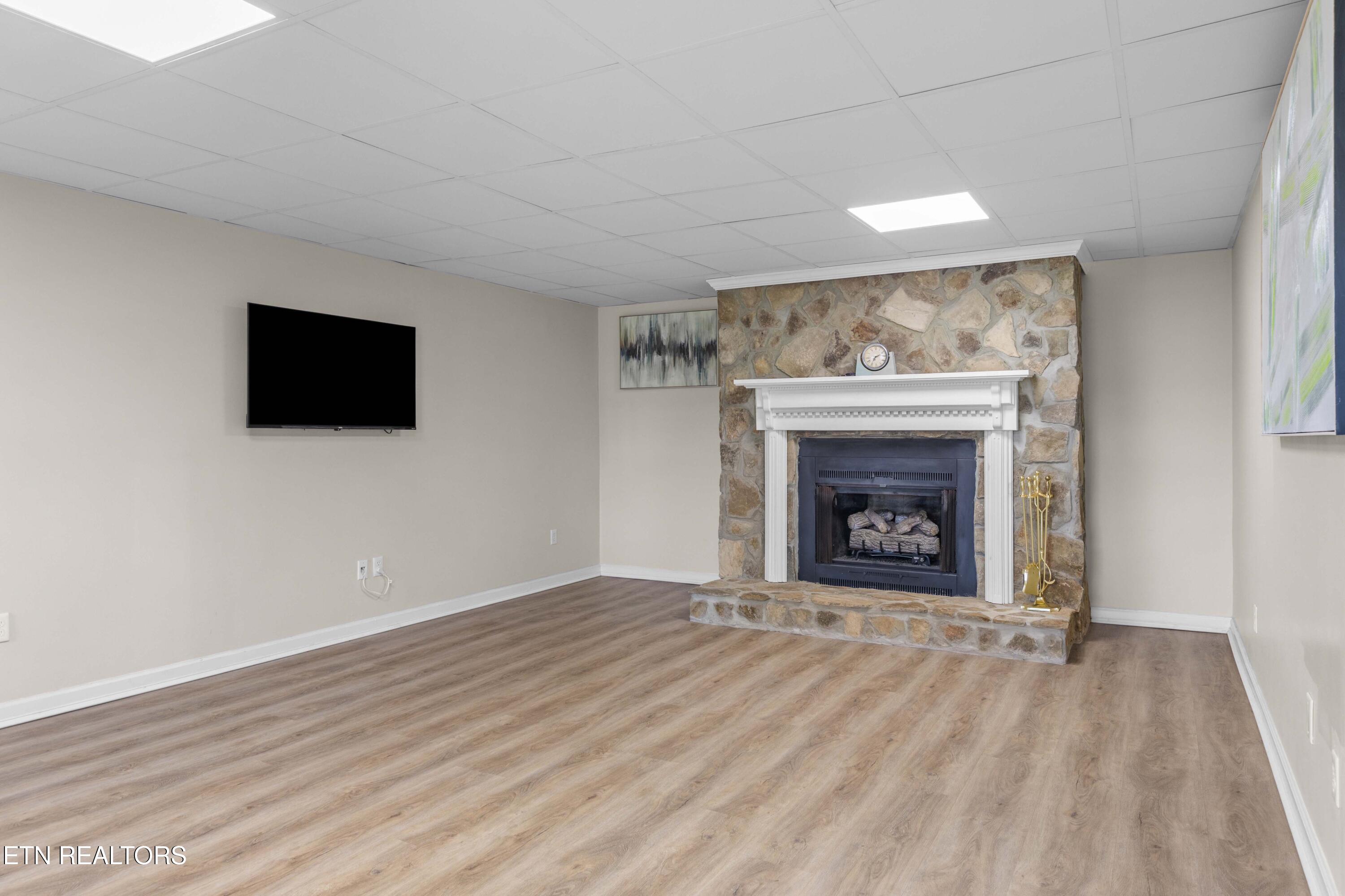 186 Broyles Drive Caryville TN 37714