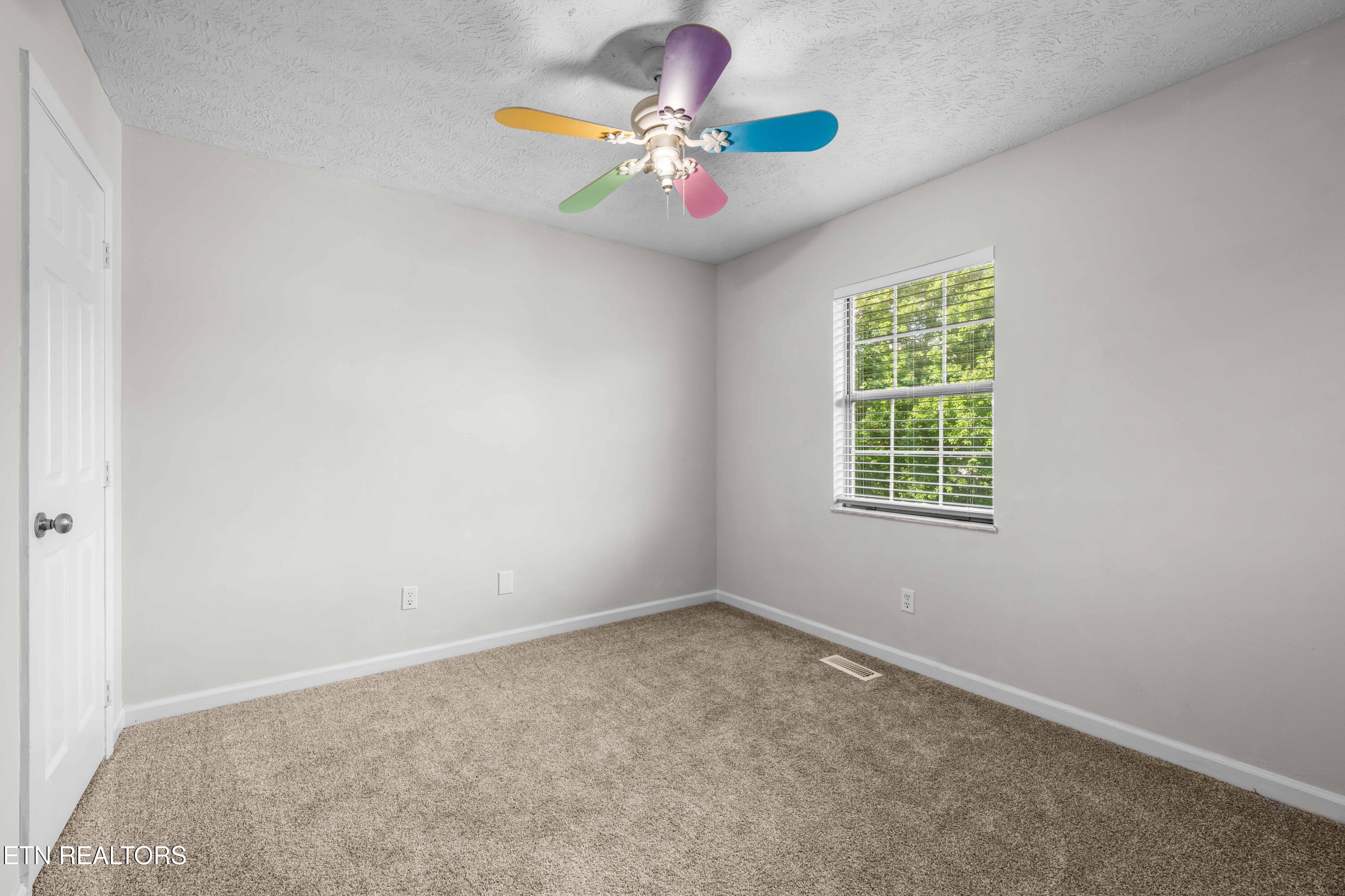 2004 Hyde Park Lane Knoxville TN 37921
