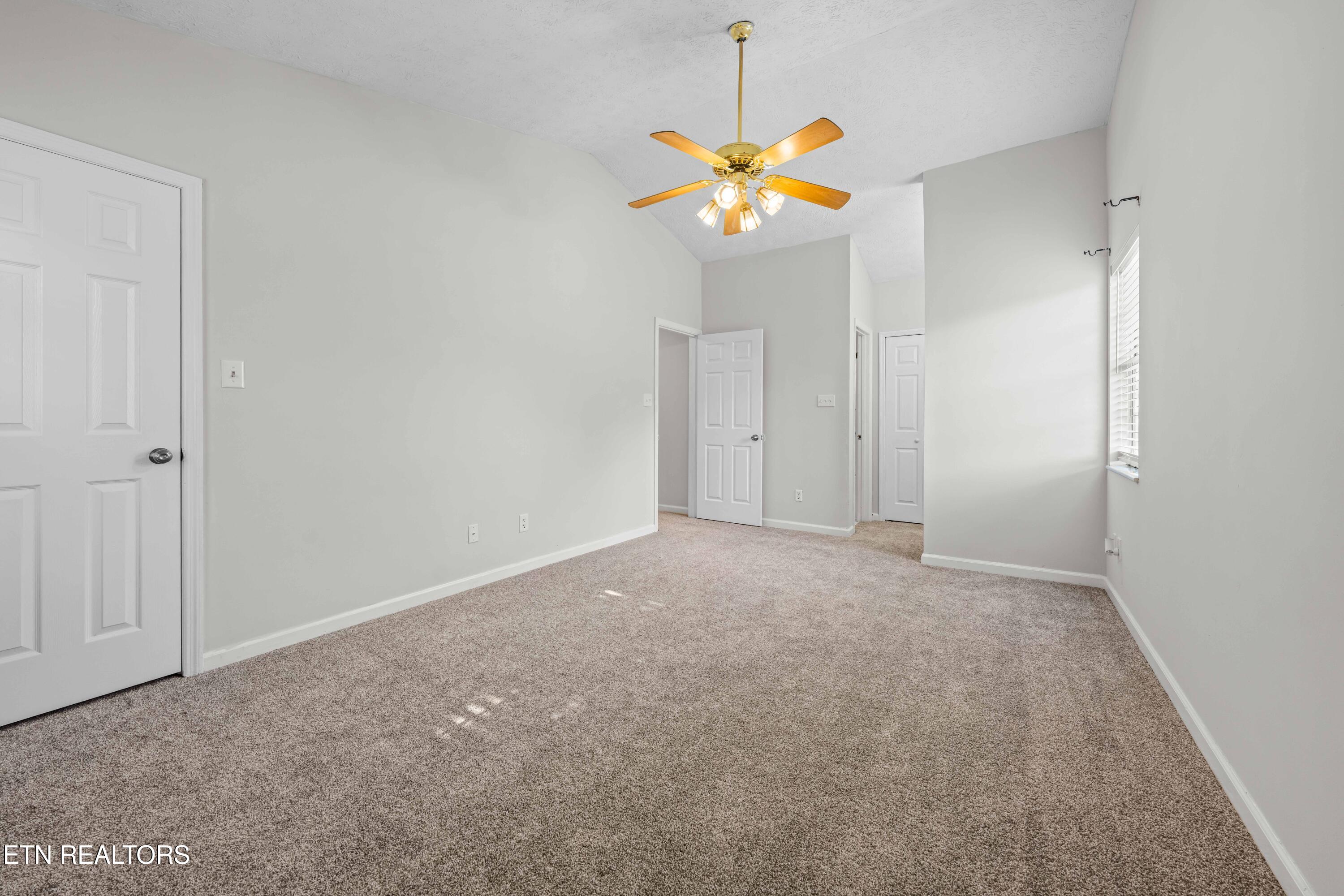 2004 Hyde Park Lane Knoxville TN 37921