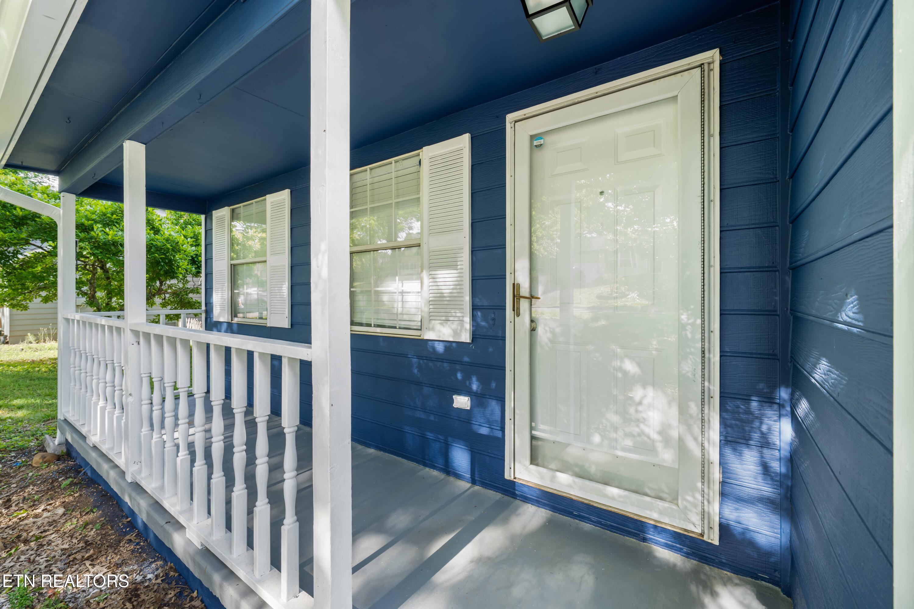 2004 Hyde Park Lane Knoxville TN 37921