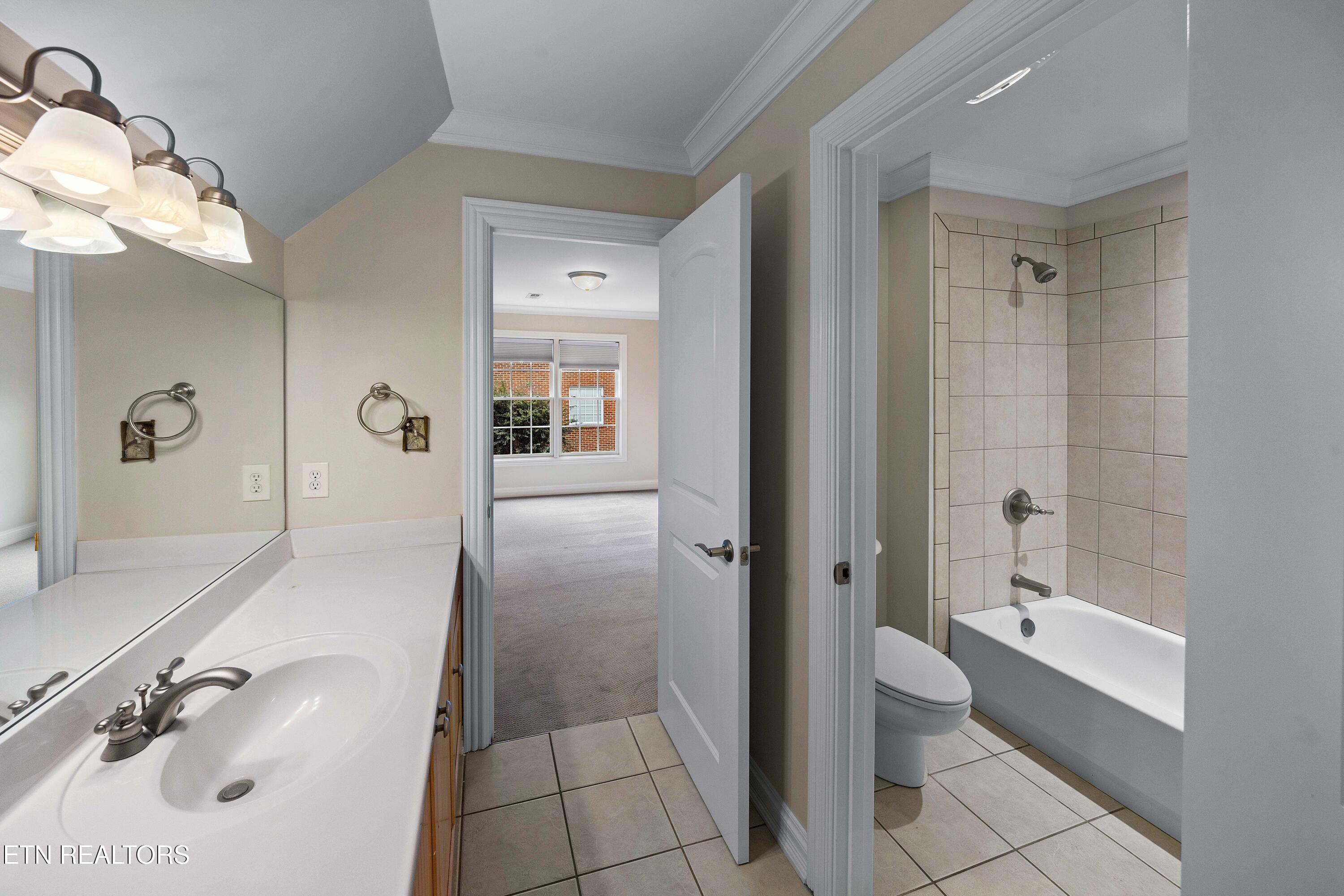 1119 Appaloosa Way Knoxville TN 37922