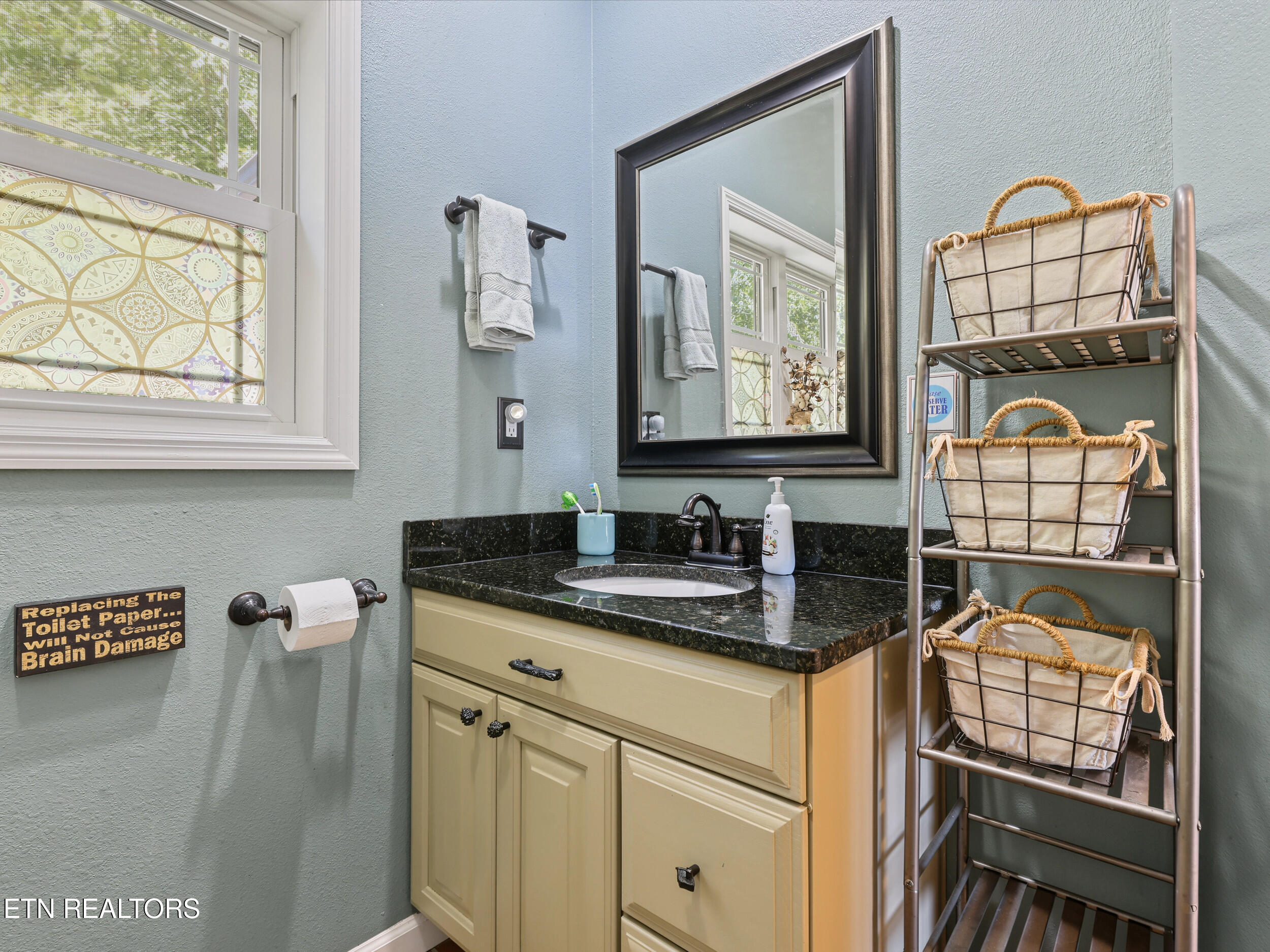 203 Nightshade Lane New Tazewell TN 37825
