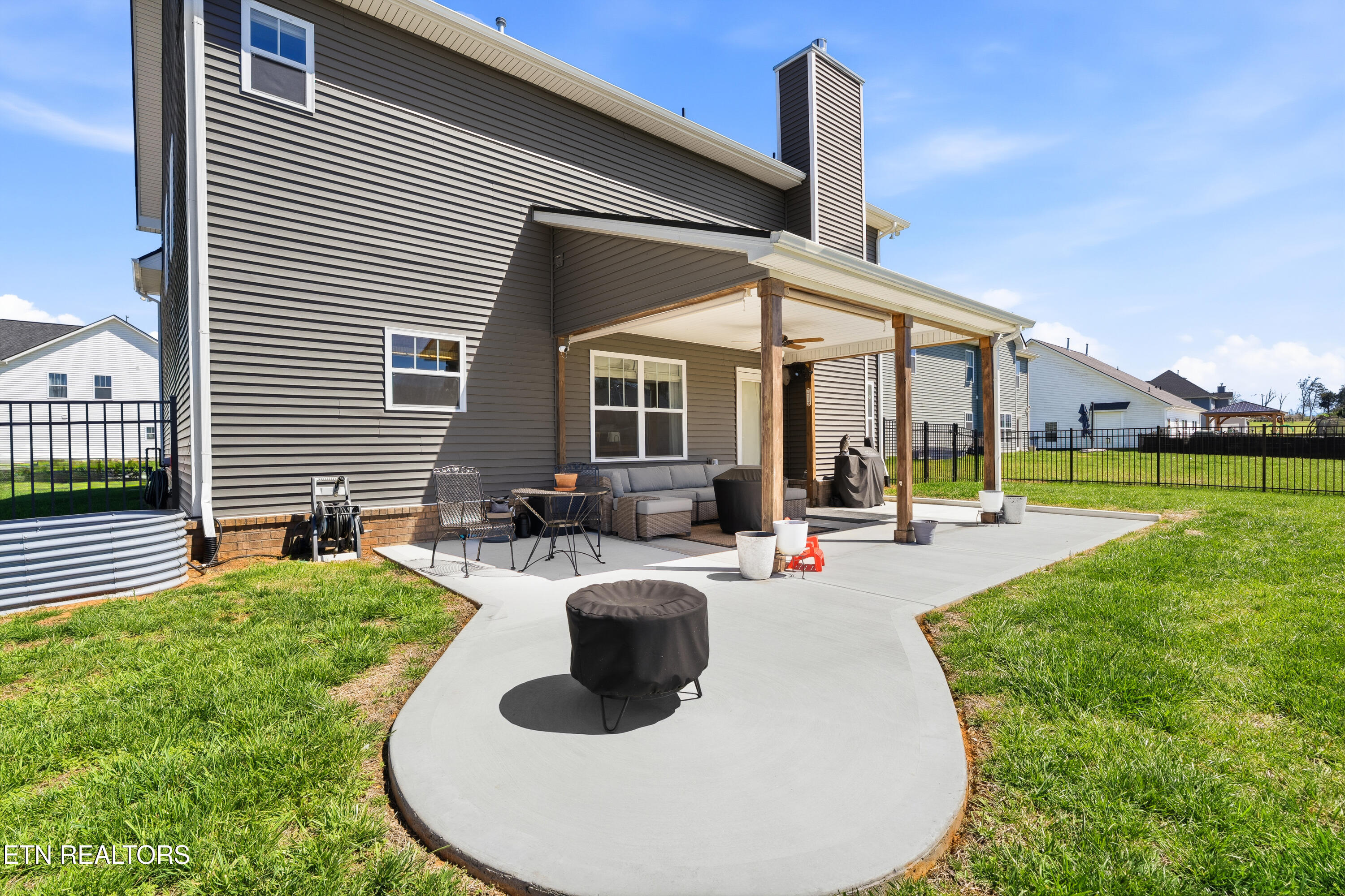 2059 Farm Boulevard Sevierville TN 37876