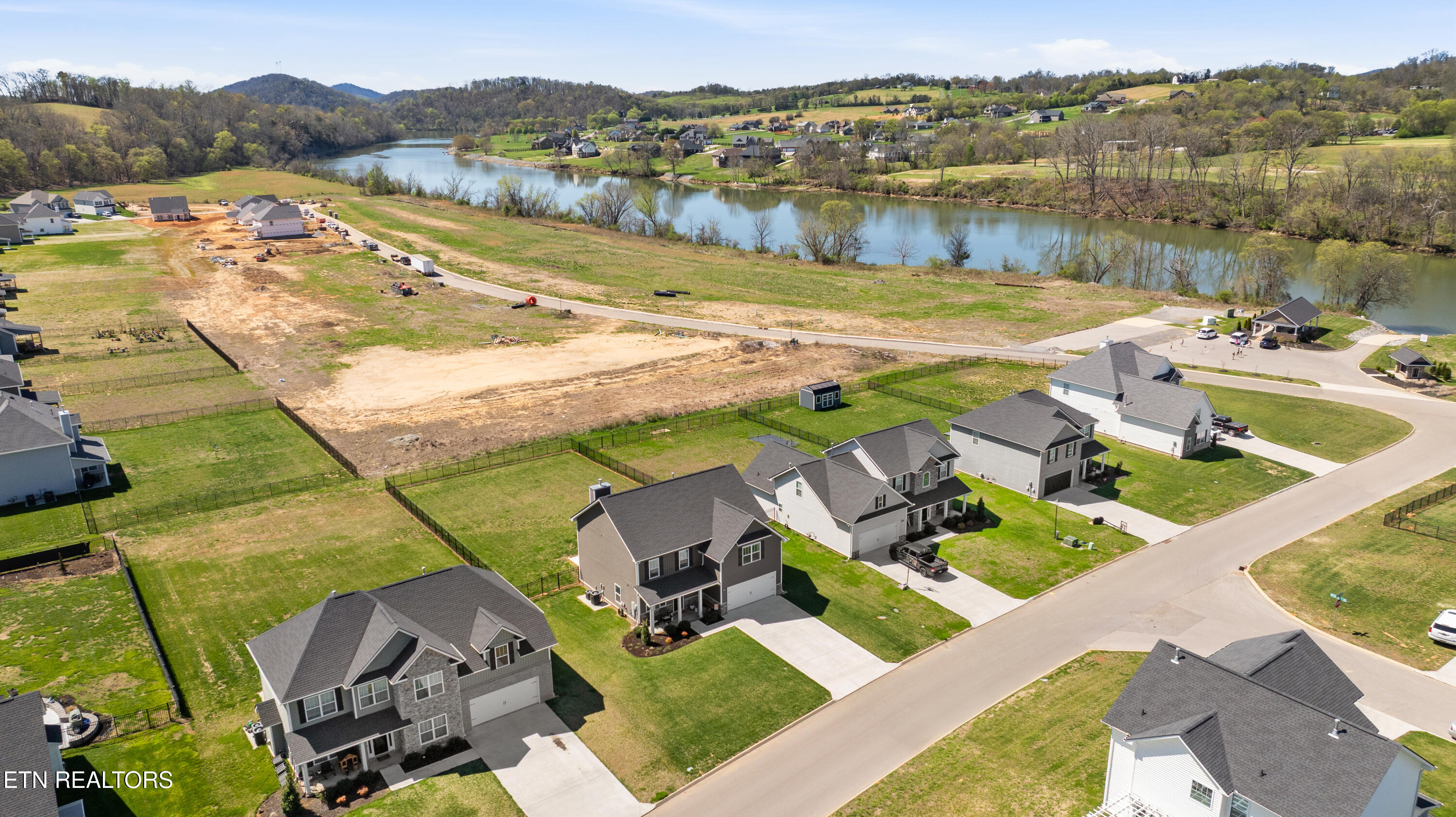 2059 Farm Boulevard Sevierville TN 37876