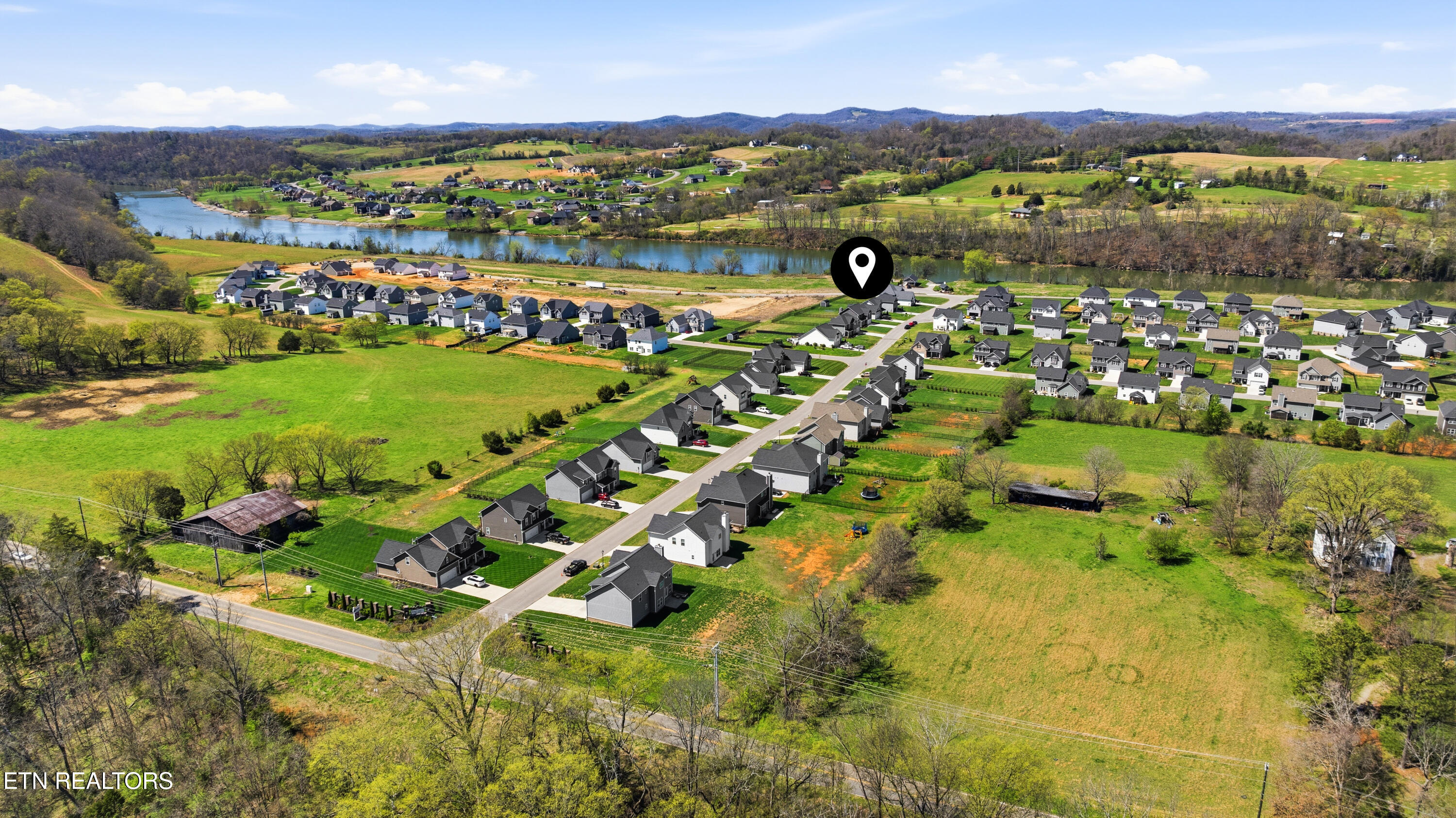 2059 Farm Boulevard Sevierville TN 37876