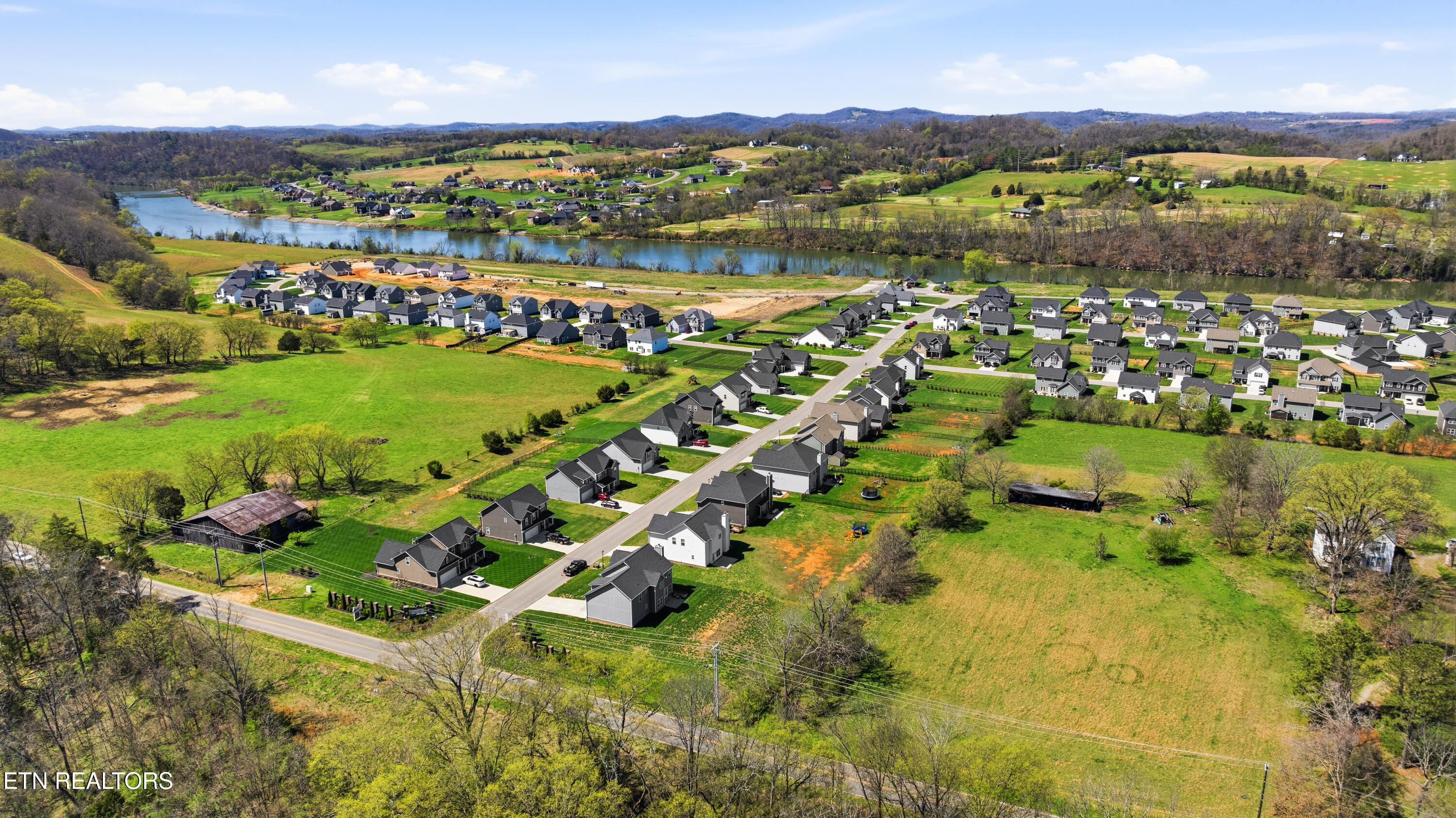 2059 Farm Boulevard Sevierville TN 37876
