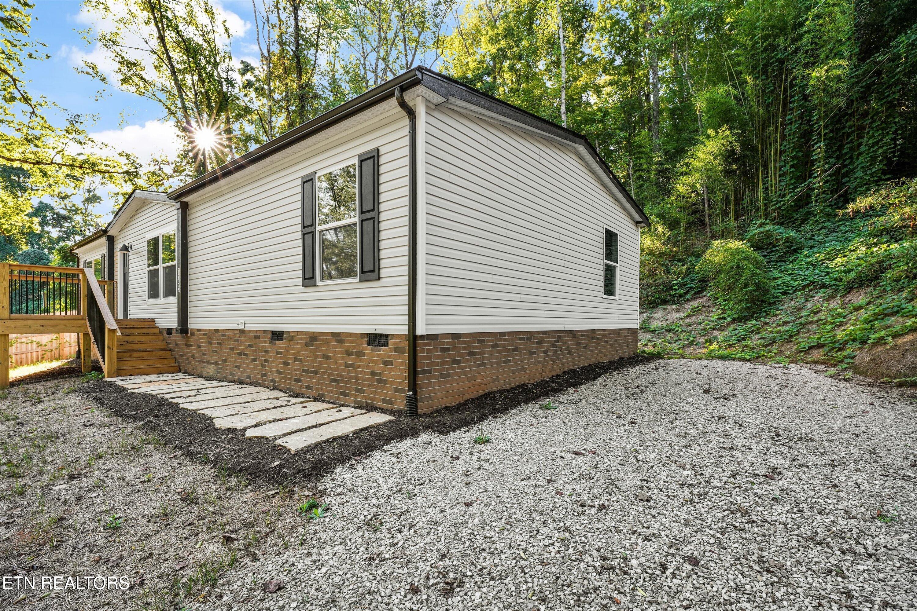 1153 Army Street Knoxville TN 37920