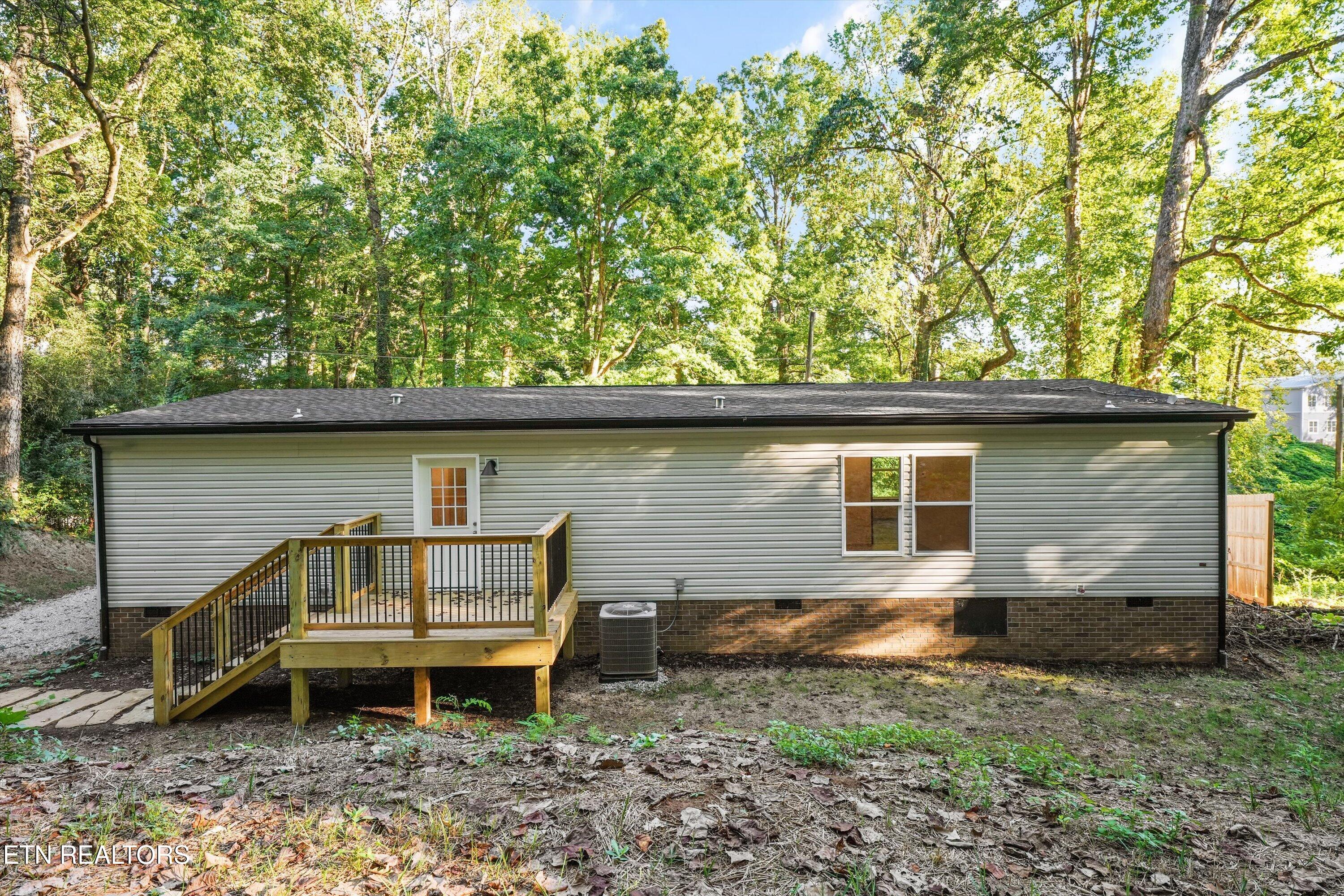 1153 Army Street Knoxville TN 37920