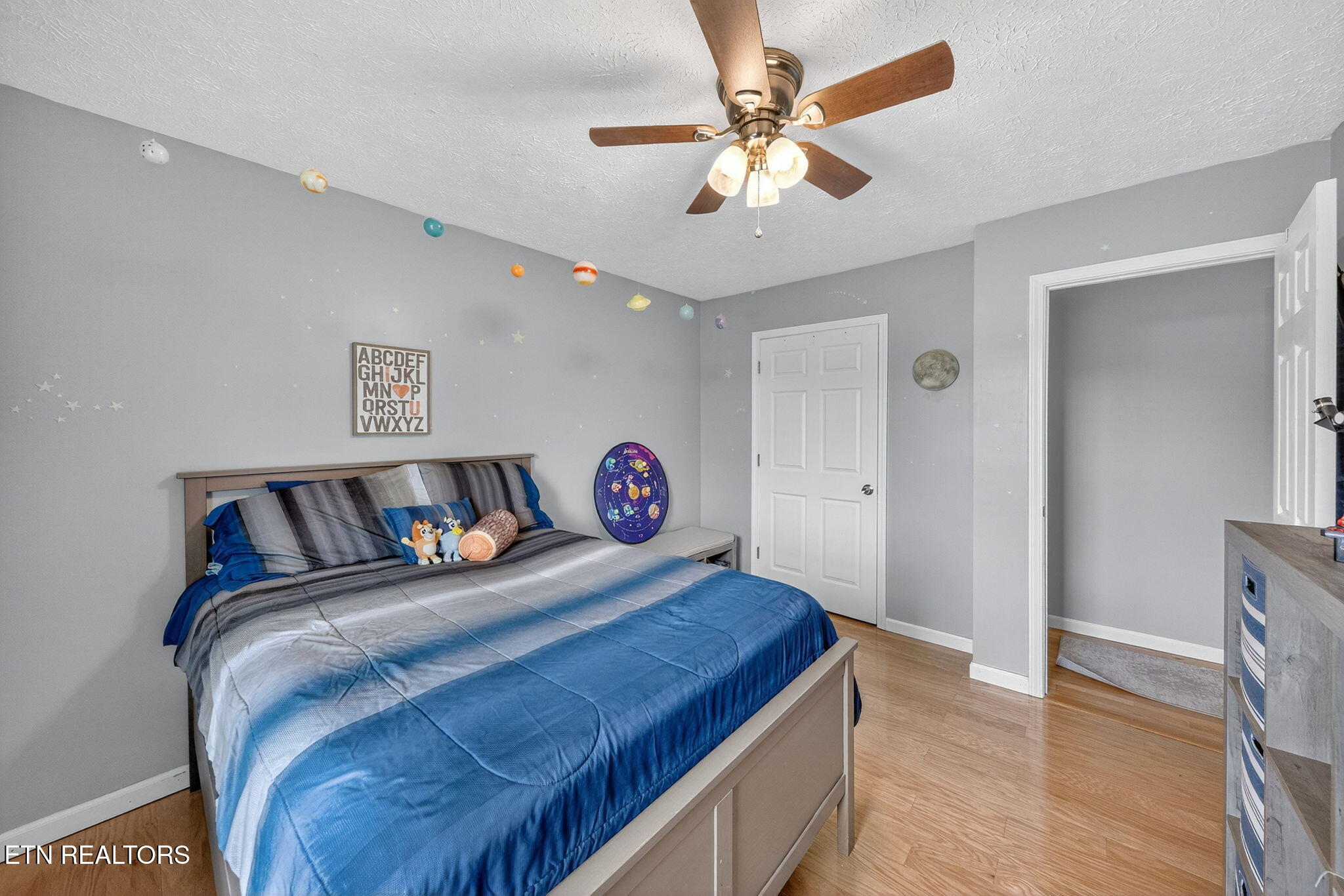 661 Ross Drive Dandridge TN 37725