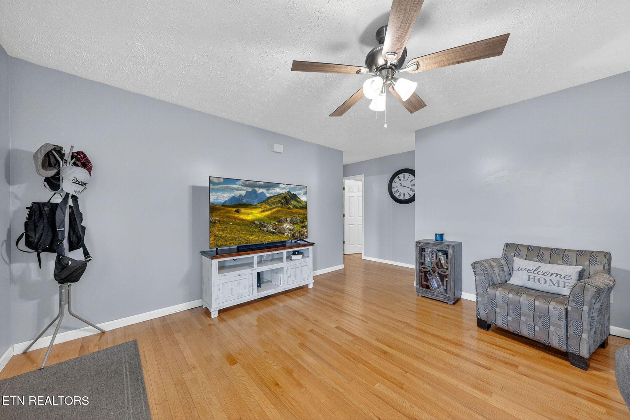 661 Ross Drive Dandridge TN 37725